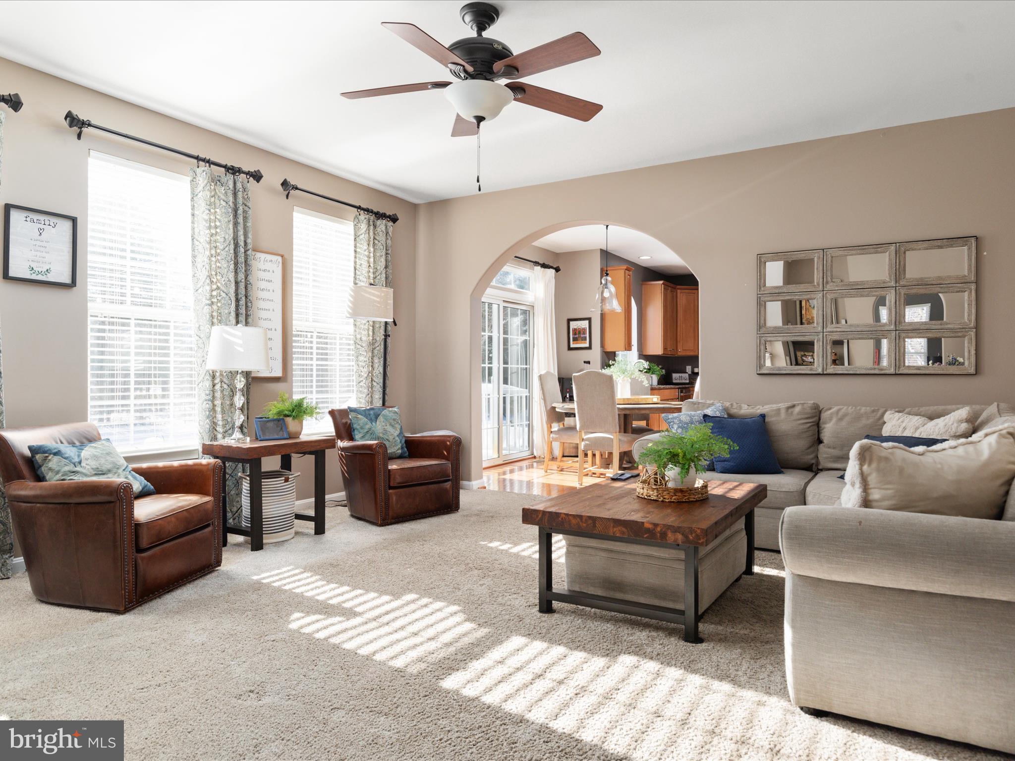 NEW DOMINION HUNT ESTATE - Residential