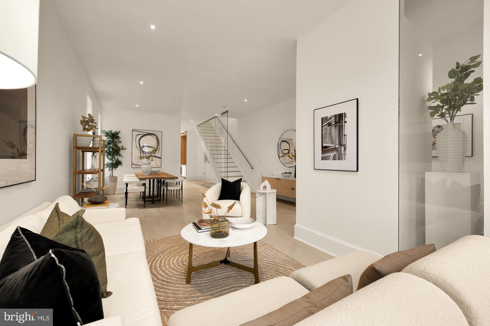 CAPITOL HILL - Commercial Sale