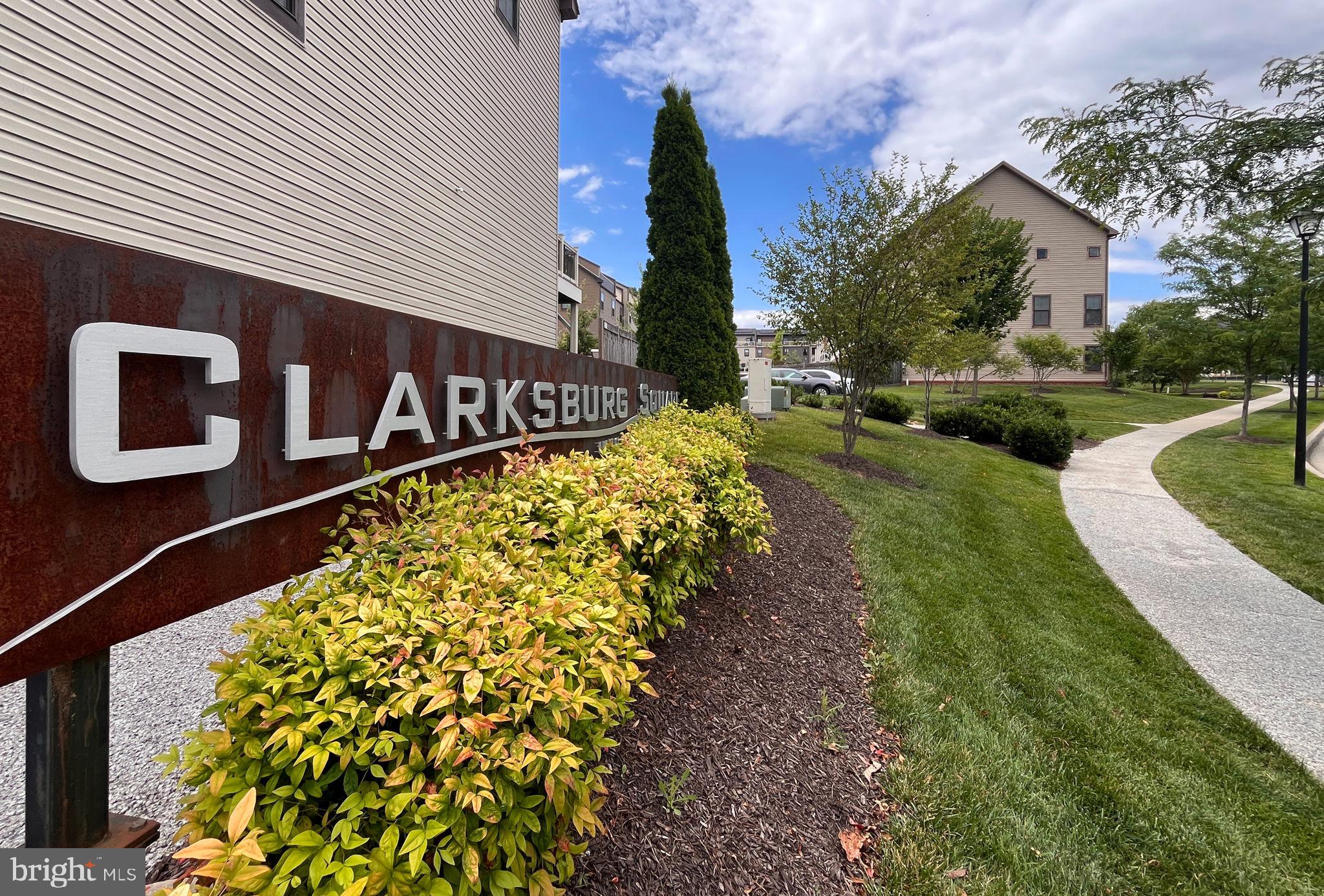 CLARKSBURG SQUARE - Residential