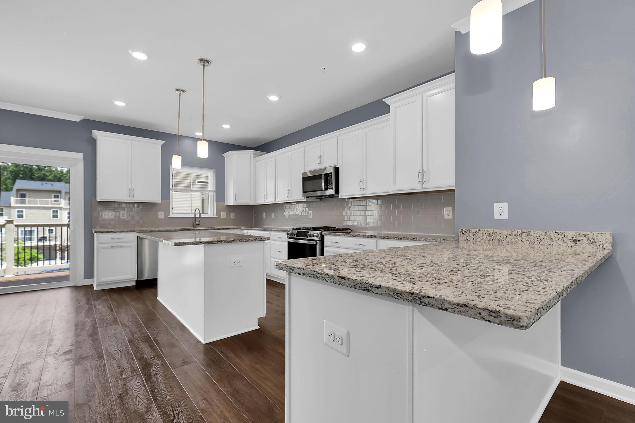 CLARKSBURG SQUARE - Residential