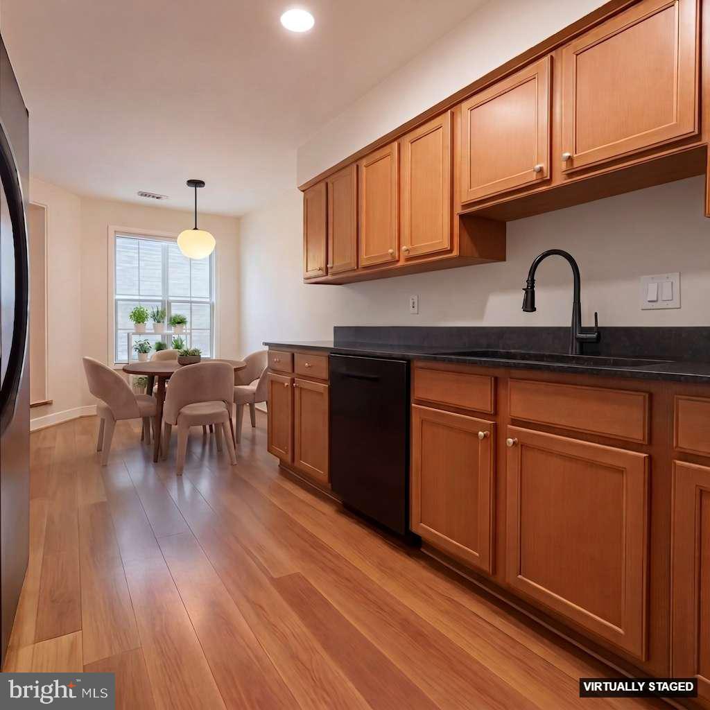 MANCHESTER FARM - Residential Lease