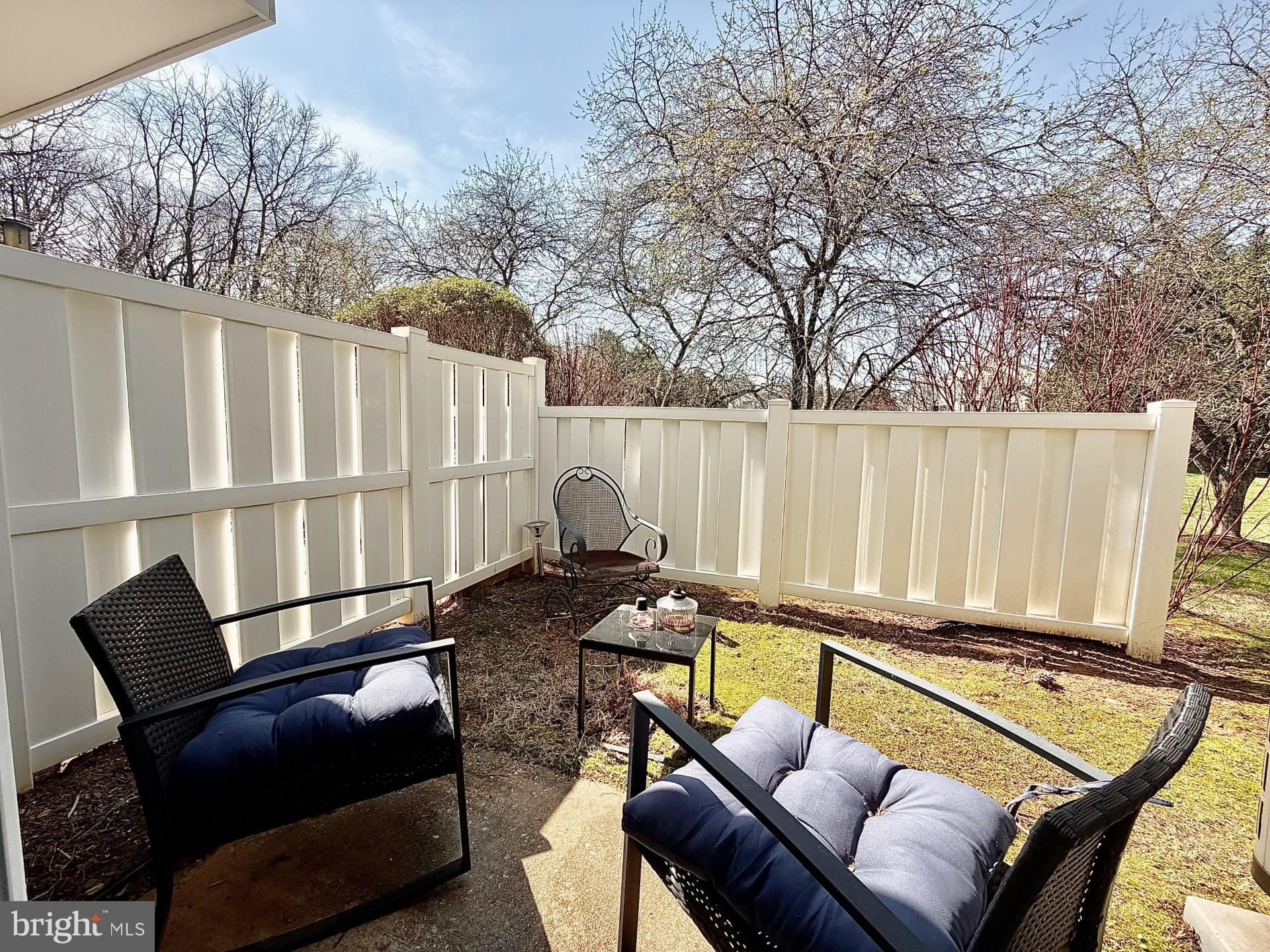 MANCHESTER FARM - Residential Lease