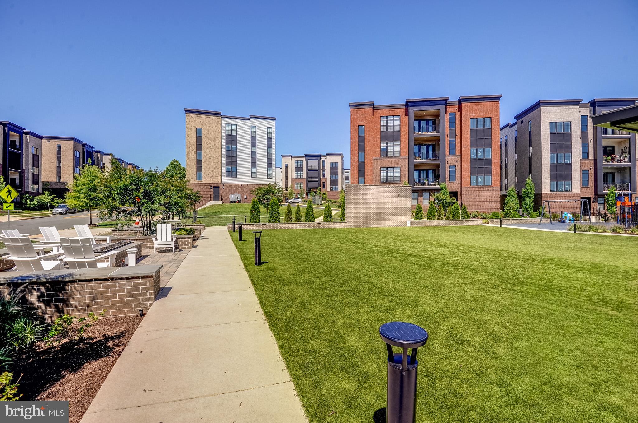 METRO WALK AT MOOREFIELD STATION - Residential