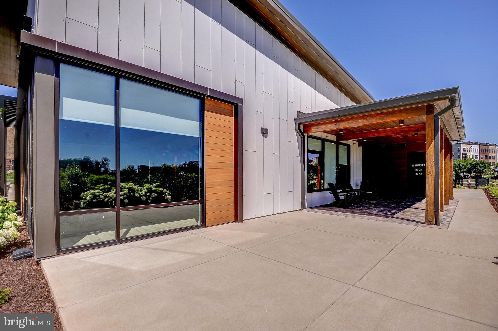 METRO WALK AT MOOREFIELD STATION - Residential