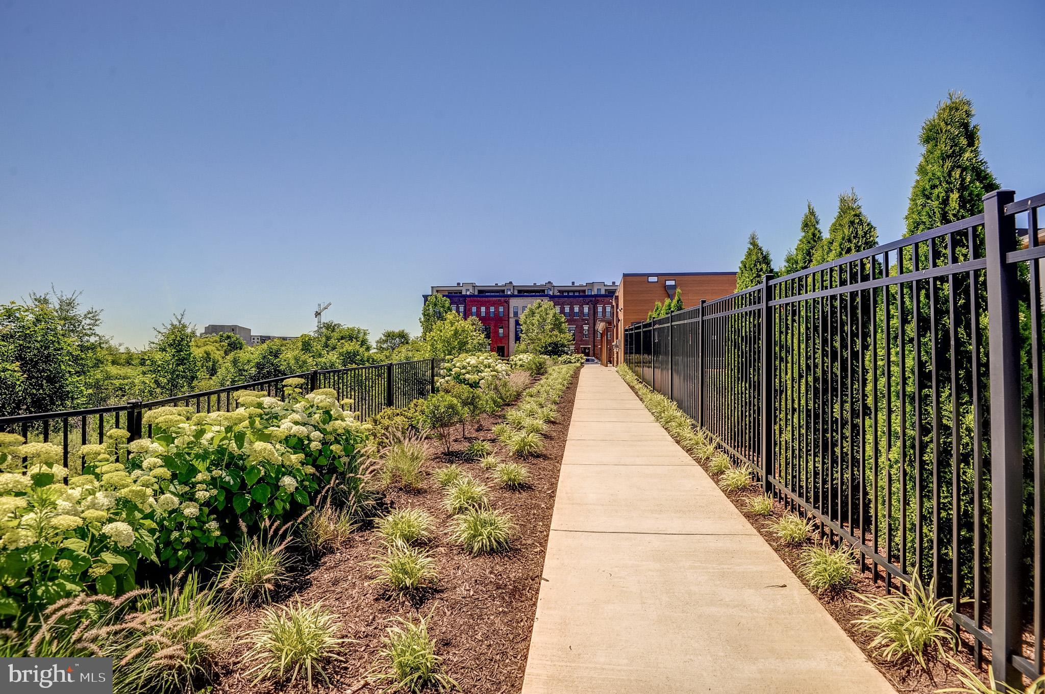 METRO WALK AT MOOREFIELD STATION - Residential