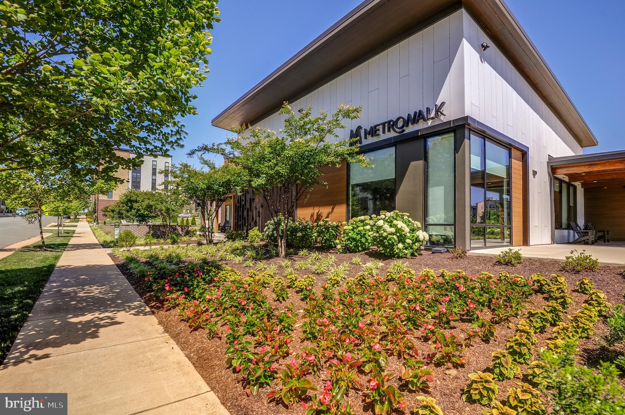 METRO WALK AT MOOREFIELD STATION - Residential