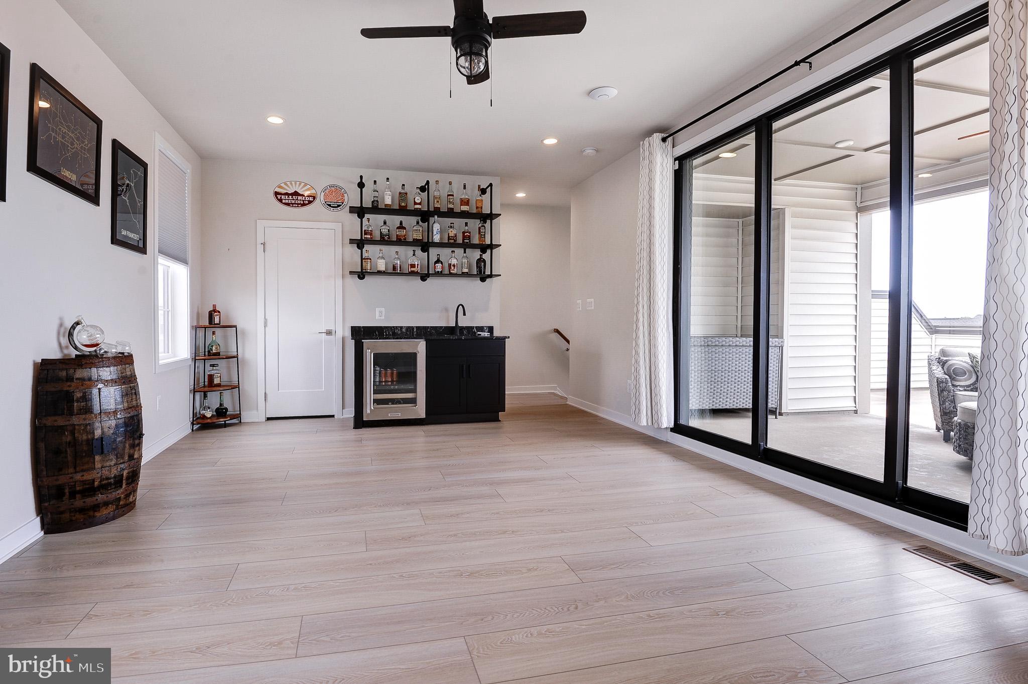 METRO WALK AT MOOREFIELD STATION - Residential
