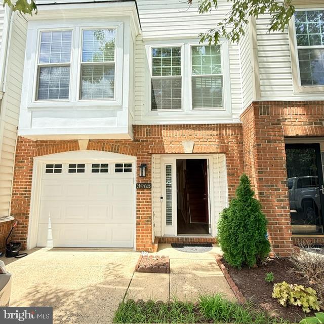 GLEN OAKS CONDOMINIUM - Residential