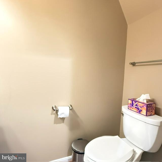 GLEN OAKS CONDOMINIUM - Residential