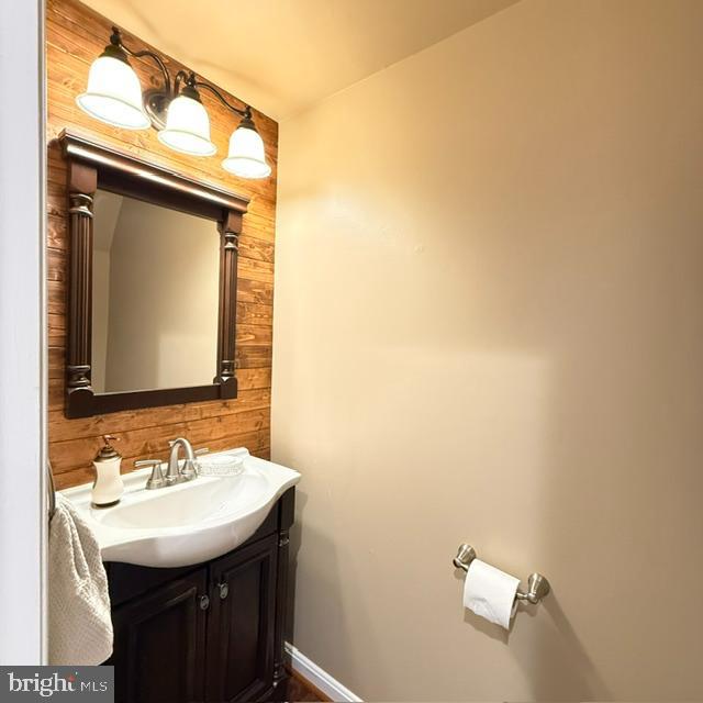 GLEN OAKS CONDOMINIUM - Residential
