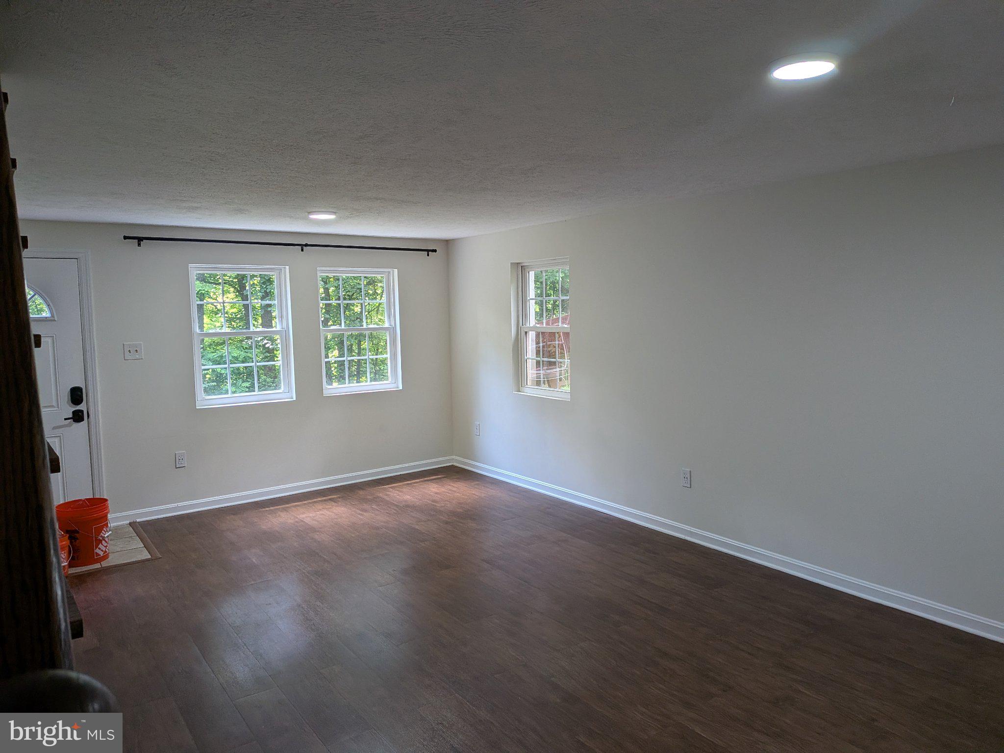 SKYLAND ESTATES - Residential
