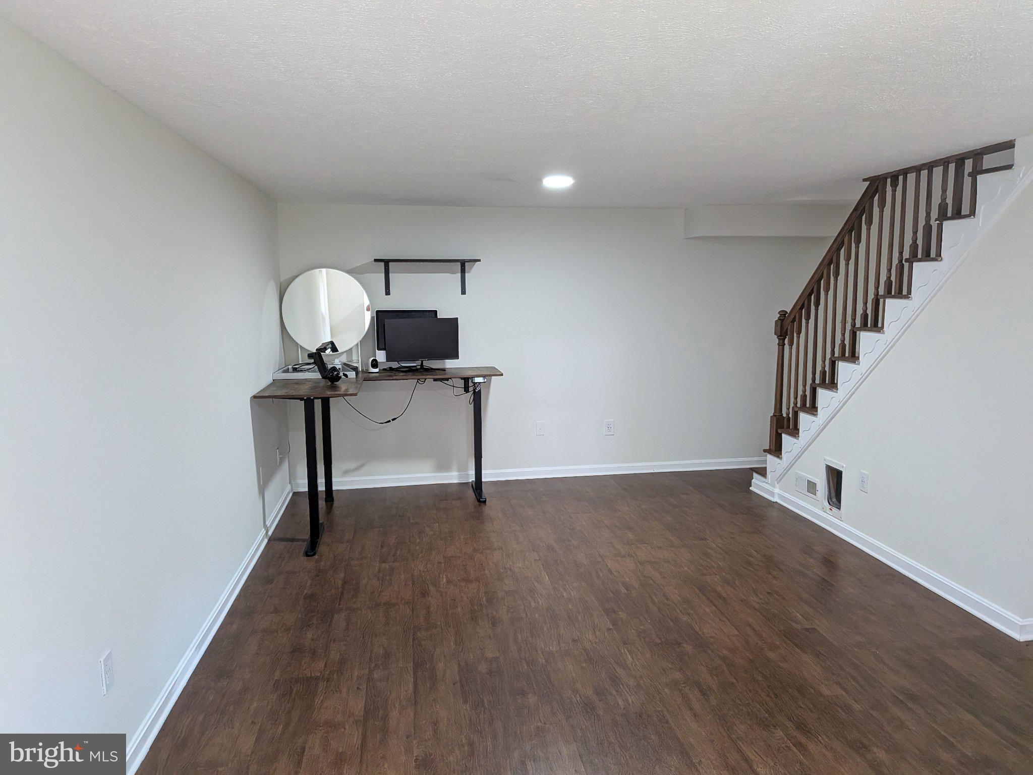 SKYLAND ESTATES - Residential