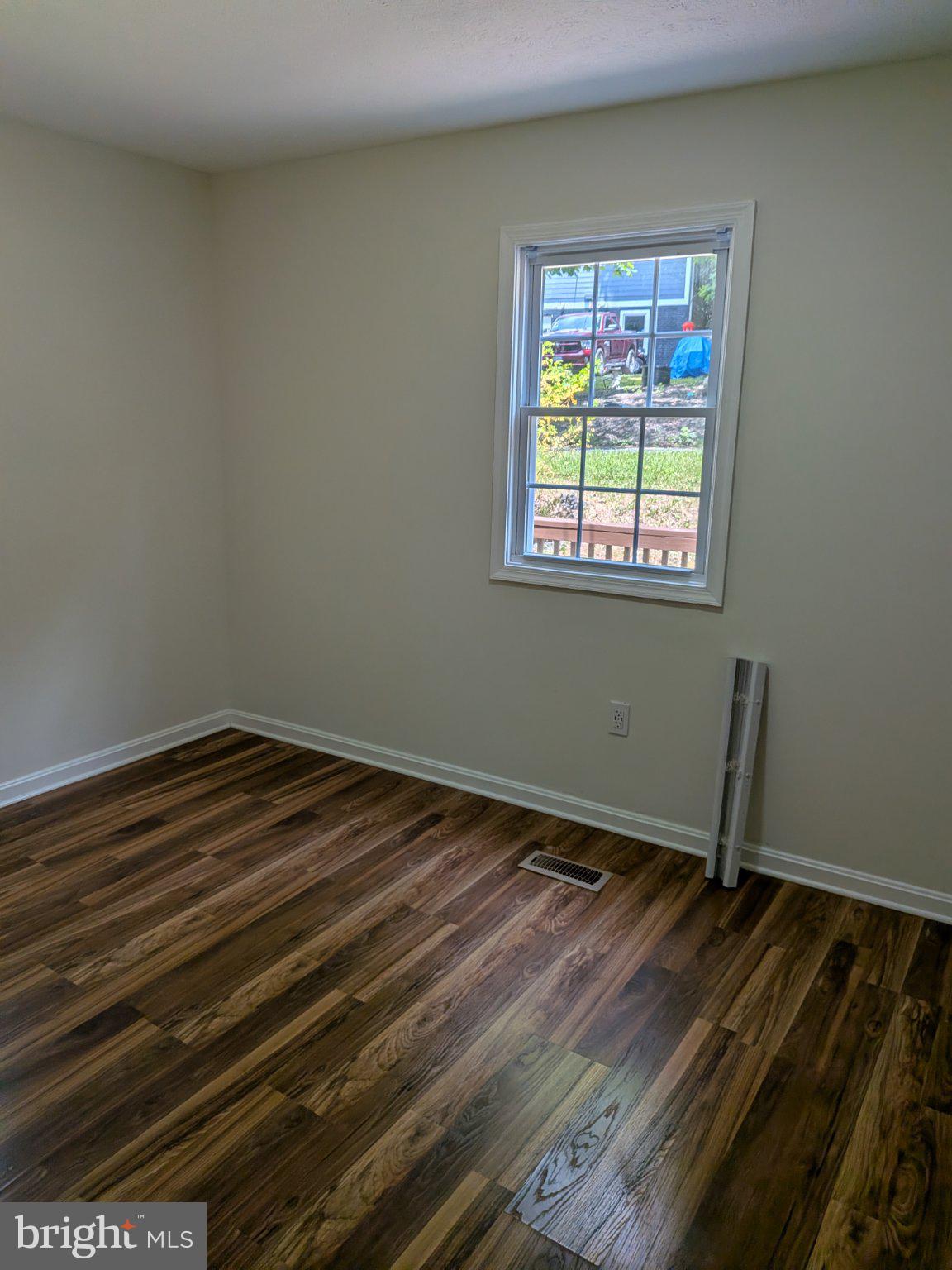 SKYLAND ESTATES - Residential