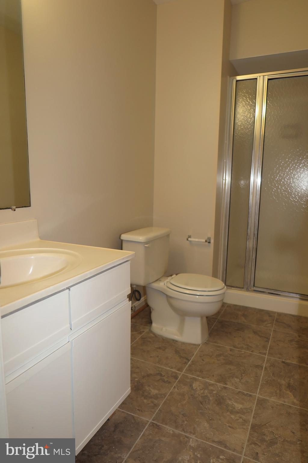 WILLIAMSBURG VILLAGE - Residential Lease