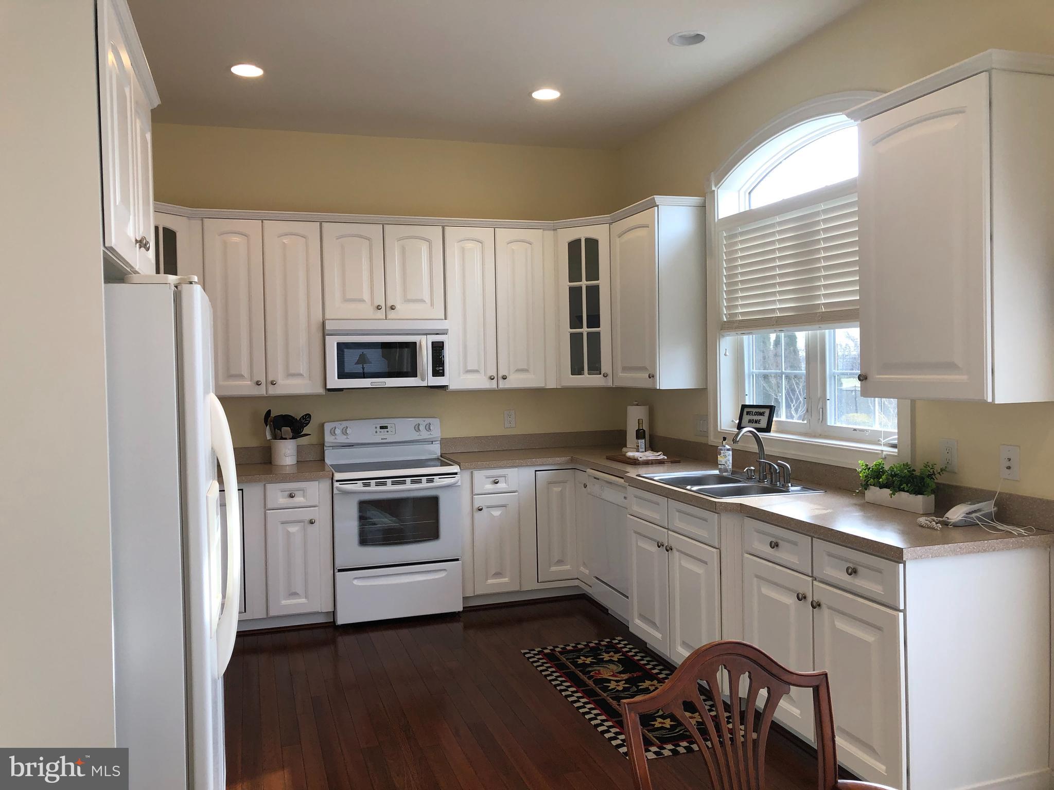 HOMEPORT FARM - Residential Lease