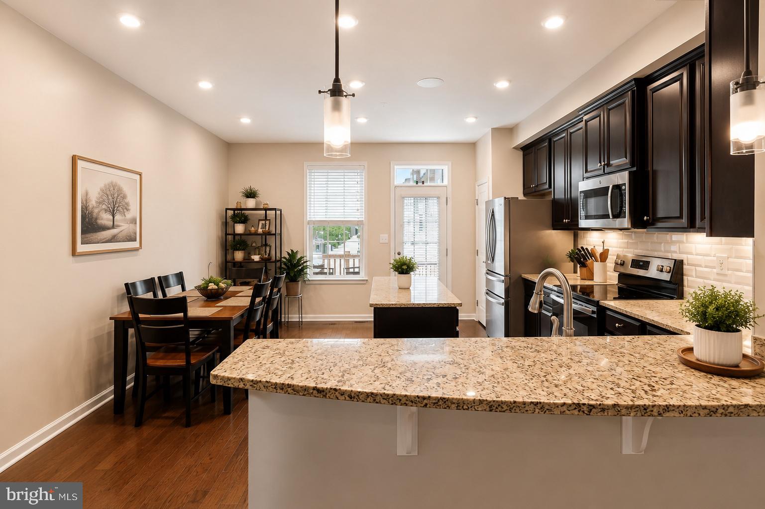 OLDHAM CROSSING - Residential