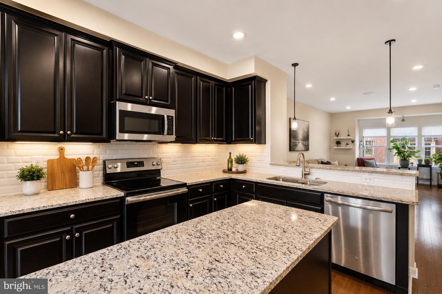 OLDHAM CROSSING - Residential