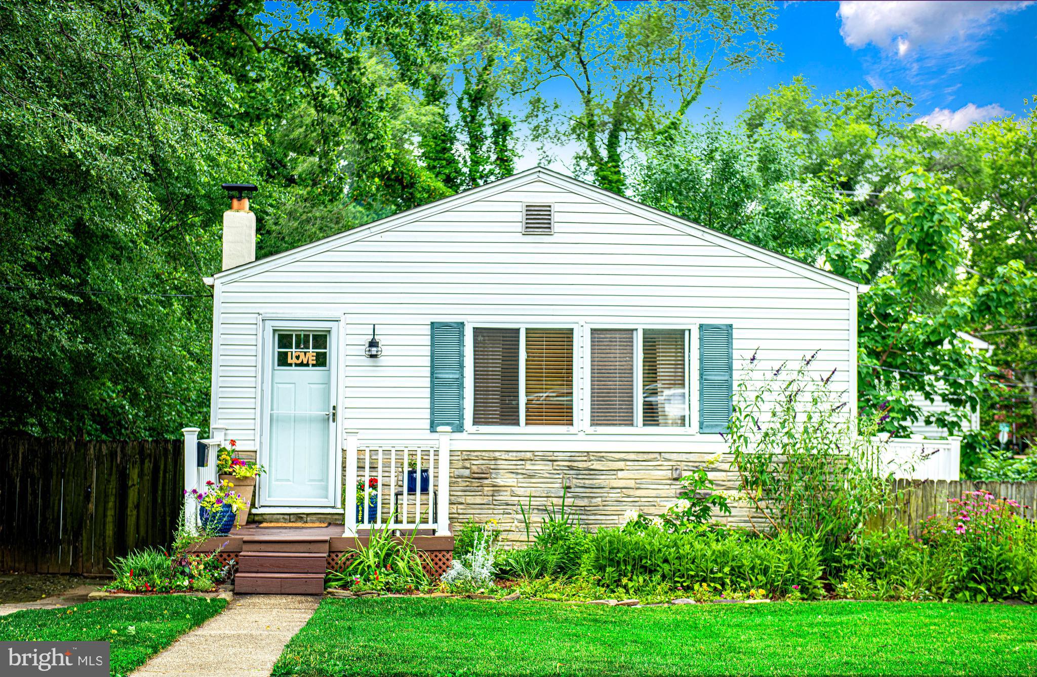 This sweet gem of a Hamilton home is an incredibly functional house with potential for in-laws quarters. Featuring lovely hardwoods throughout the upper level, expansive primary bedroom with great closet/storage space and a huge multipurpose/family room.
Recently updated kitchen with new appliances, farmhouse sink and gorgeous quartz countertops. Safe off-street parking, established beautiful perennial, annual and herb gardens throughout the property. Fully-fenced yard for entertaining. Shed with electricity for all your projects. Super frosty central A/C. Newer roof with architectural shingles. Cozy woodstove for when it gets cooler to save on heating bills.

This home is super centrally located and convenient to just about anywhere:

-5 minutes to Morgan State University
-10 minutes to White Marsh
-15 minutes to Towson State University
-15 minutes to Johns Hopkins University
-15 minutes to downtown
-25 mins.to Bel Air
-And mere minutes to Herring Run park, Lake Montebello, Hamilton/Lauraville main street, and Burdick dog park. Truly great neighbors all around. What's not to love?