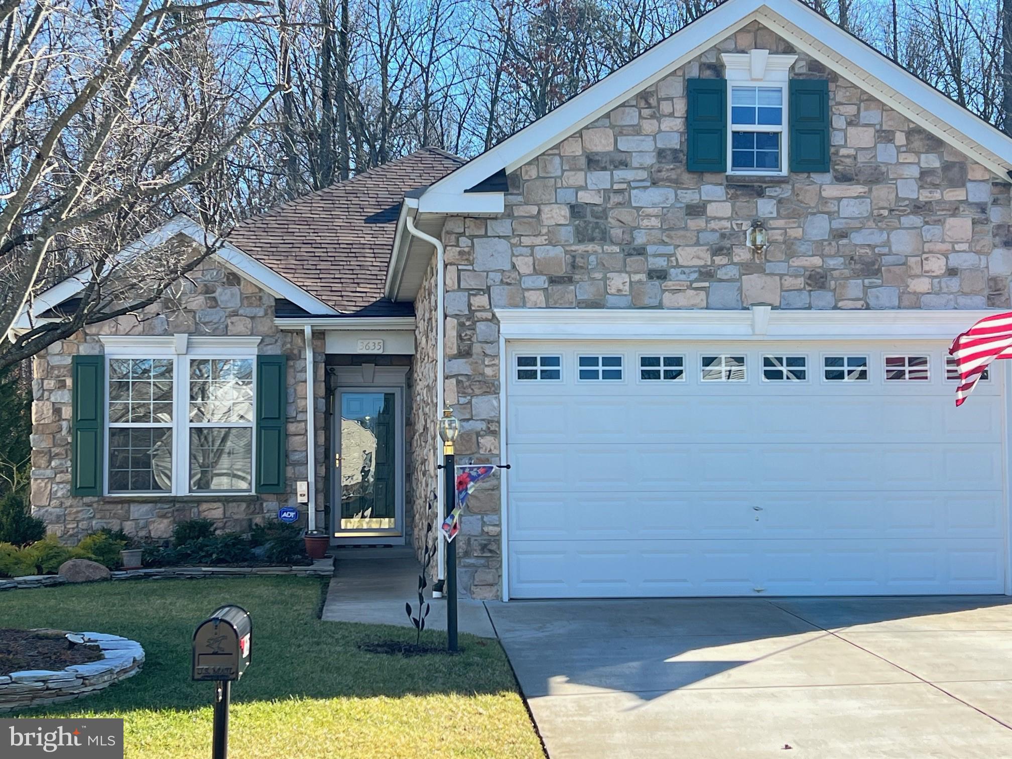GORGEOUS HOME WITH STONE FRONT***HARDWOODS WITH UPGRATED KITCHEN, MAPLE CABINETS, CERAMIC BACKSPLASH, STAINLESS APPLIANCES, GRANITE, SOLAR TUBE SKYLIGHT PROVIDES TONS OF NATURAL LIGHT****LARGE PANTRY***SUPER PRIMARY BEDROOM WITH CATHEDRAIL CEILING, CUSTOM BUILT-INS FOR CLOSET, SEPARATE FRAMELESS SHOWER AND SEPARATE FULL BATH****BRIGHT SUNROOM***SIX ZONE SPRINKLER SYSTEM***EXTRA STORAGE ABOVE GARAGE***ROOF (2022), HVAC (2021) W/10 year parts/labor warranty**TONS OF ROOM IN PRINCE WILLIAM'S PREMIER ACTIVE 55+COMMUNITY CONVENIENTLY LOCATED MINUTES TO I-95, PARKS, 27 MILES FROM DOWNTOWN***FOUR SEASONS HAS SO MUCH TO OFFER -AMAZING AMENITITIES**. A 21,000 SQ FOOT CLUB HOUSE, FITNESS CENTER, INDOOR & OUTDOOR POOLS, KITCHEN, BRIDGE, BOCCE BALL, TENNIS, PICKLE BALL, BALLROOM, AND MUCH MORE!!!!