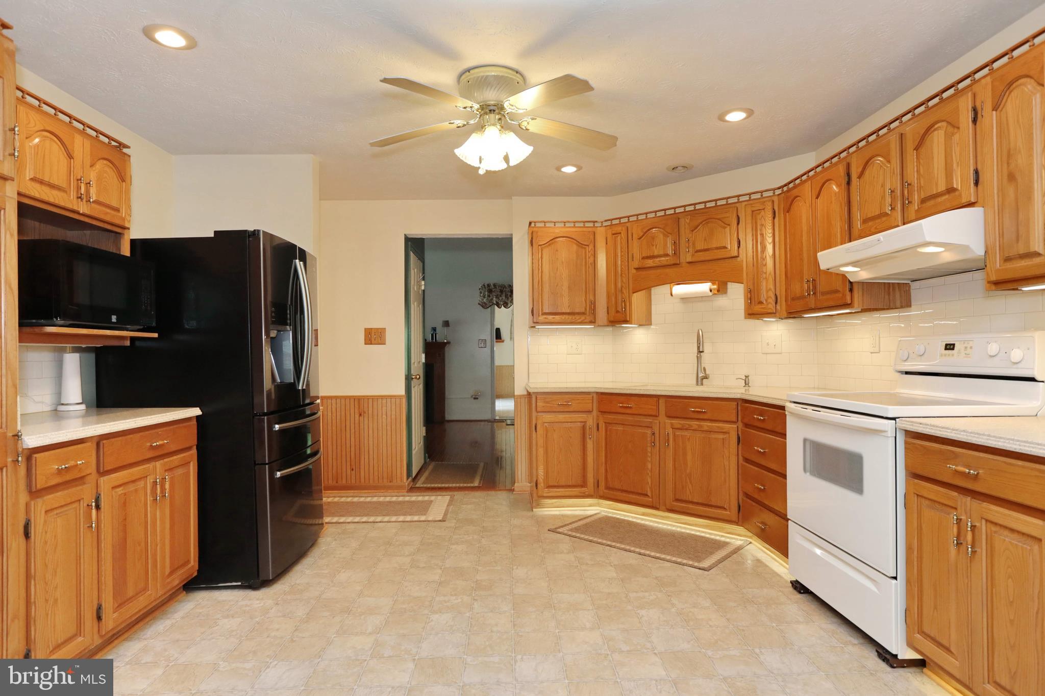 SPRINGHAVEN WOODS - Residential