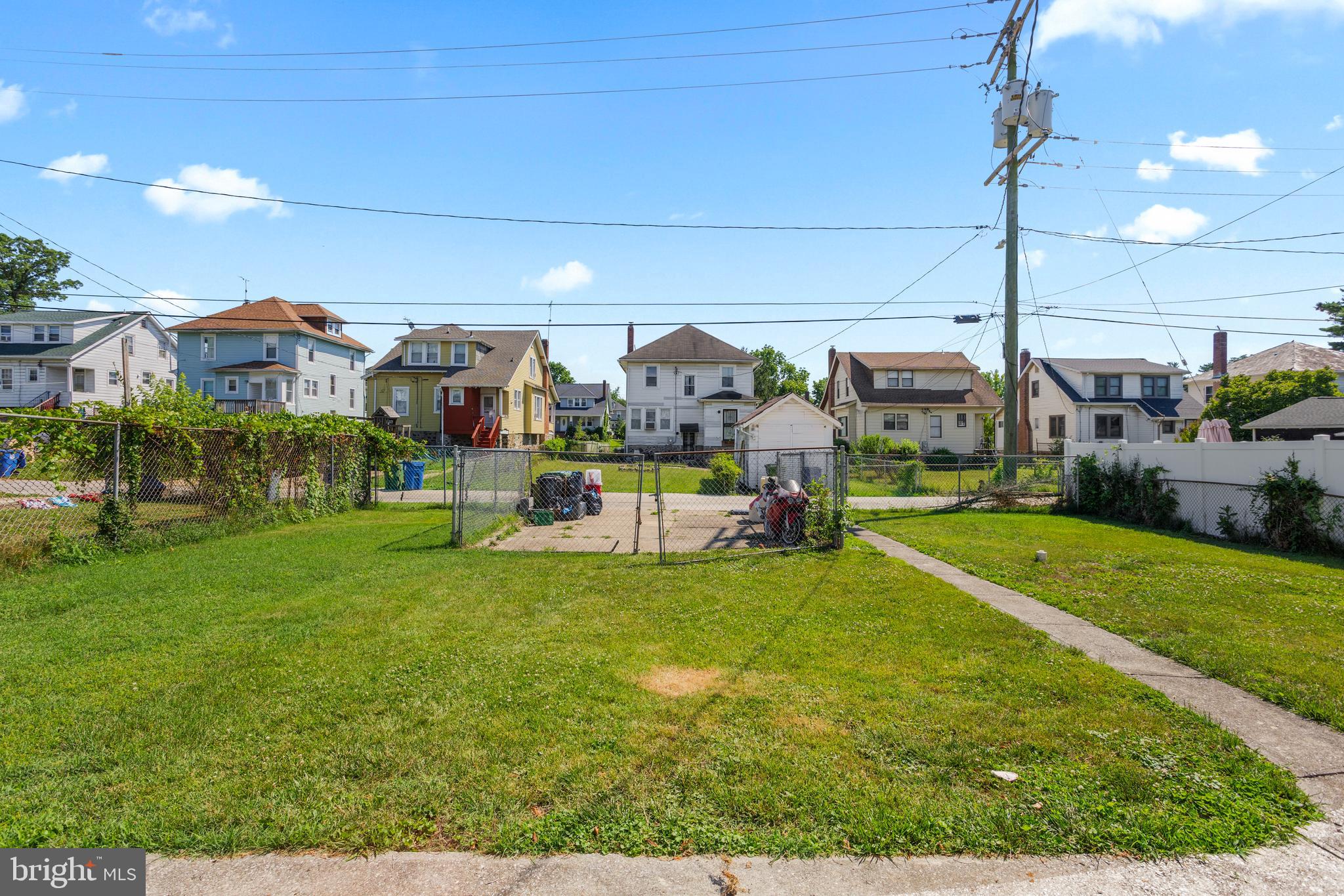 HOWARD PARK - Residential