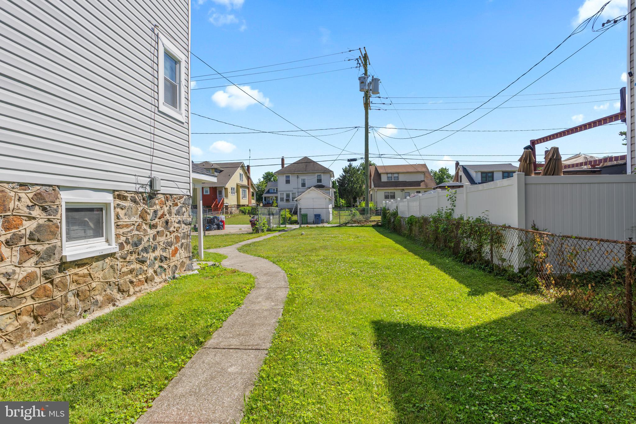 HOWARD PARK - Residential