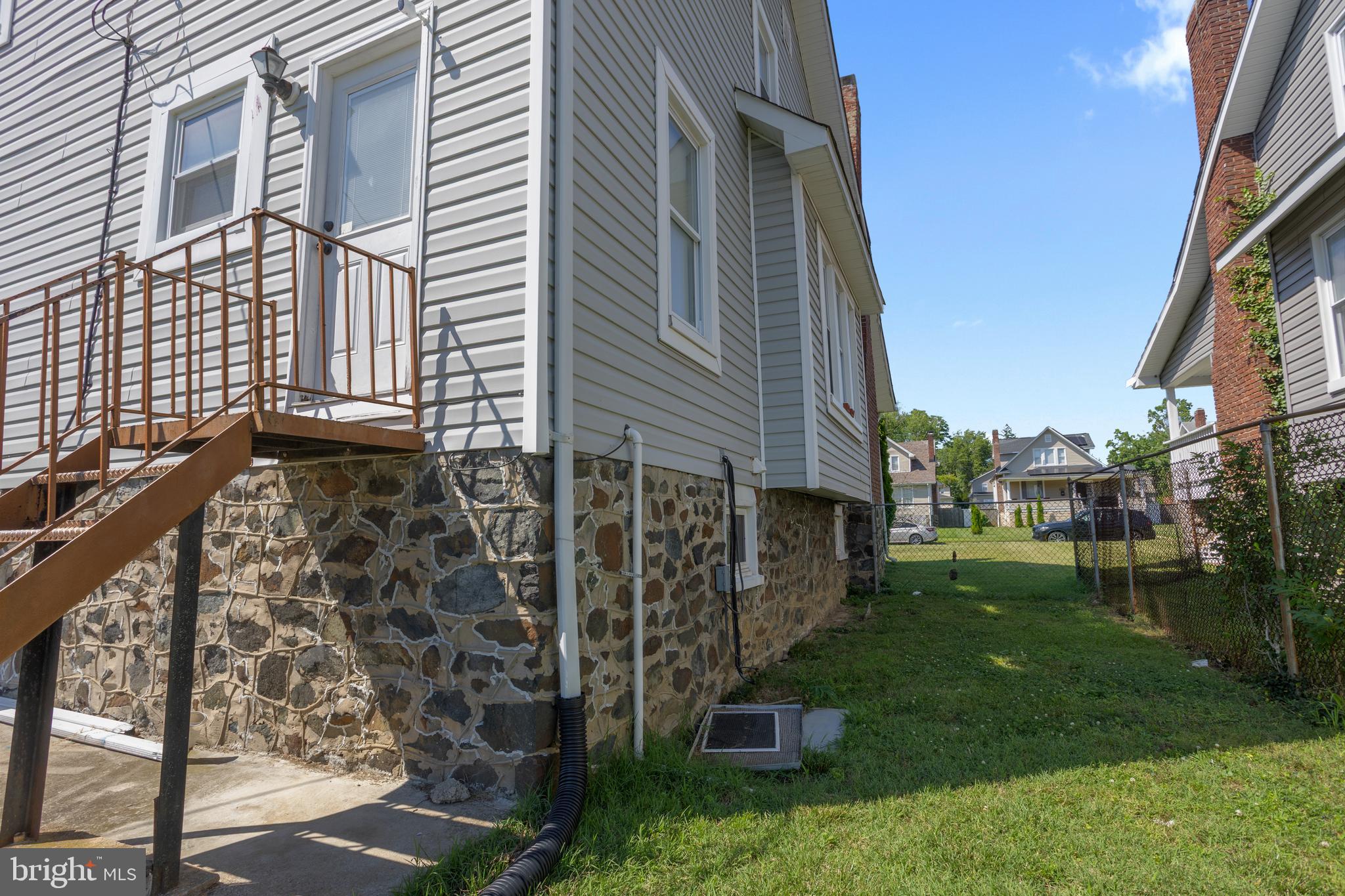 HOWARD PARK - Residential