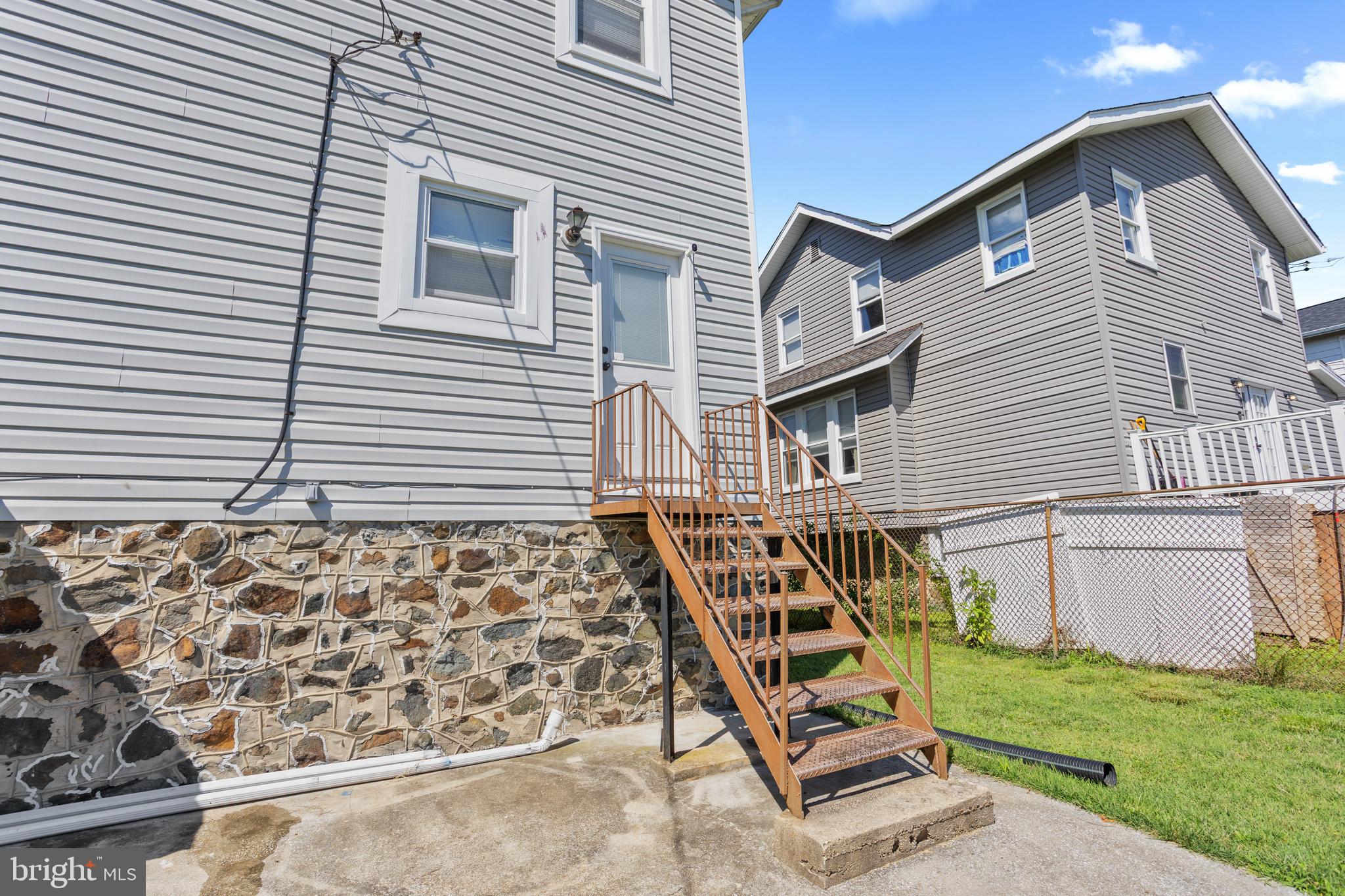 HOWARD PARK - Residential