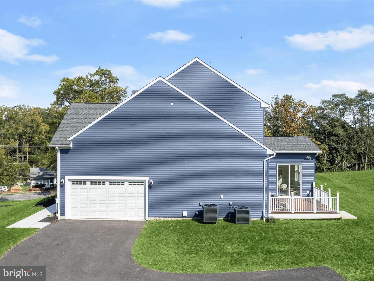 WALNUT RIDGE - Residential