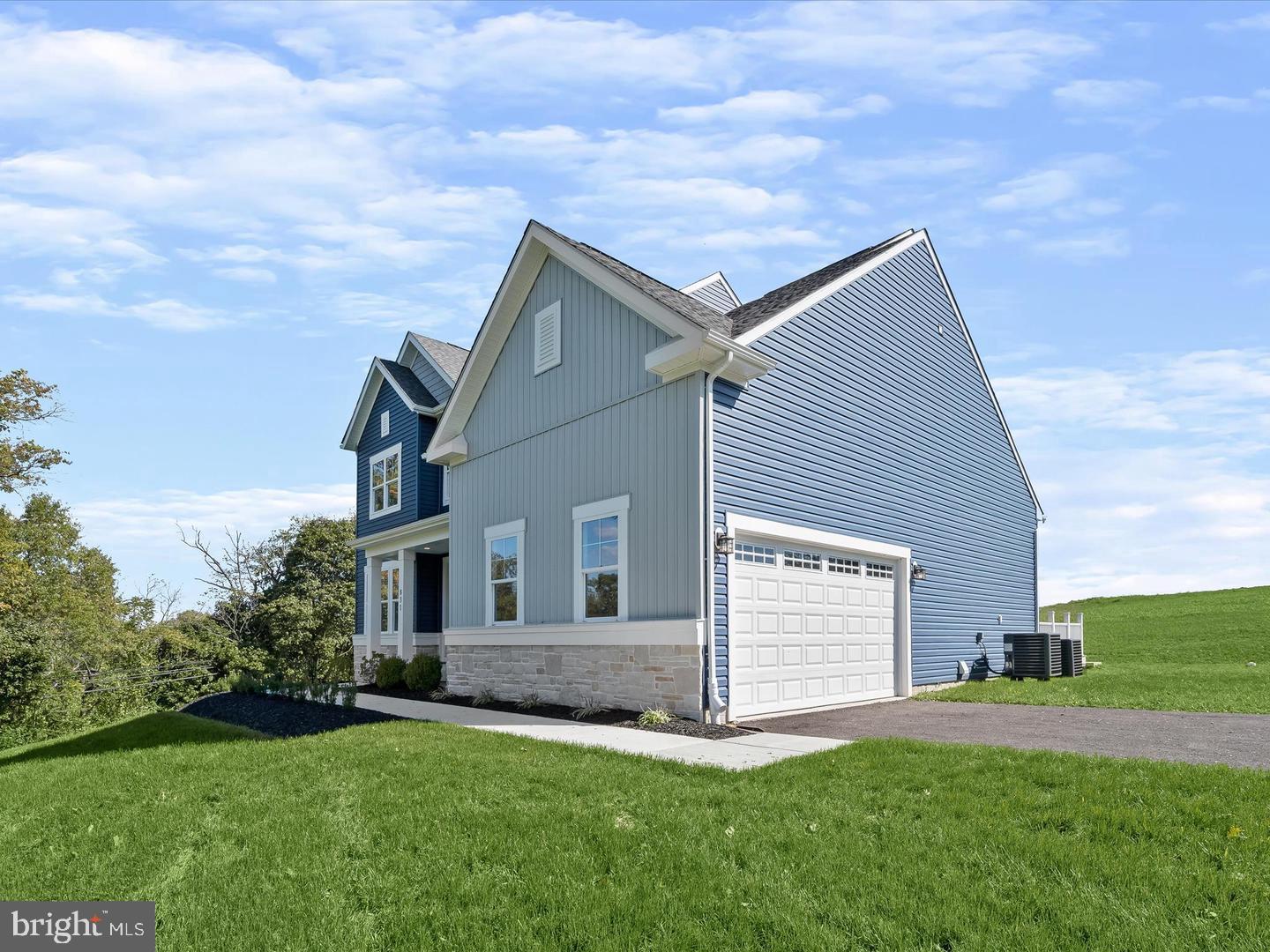 WALNUT RIDGE - Residential