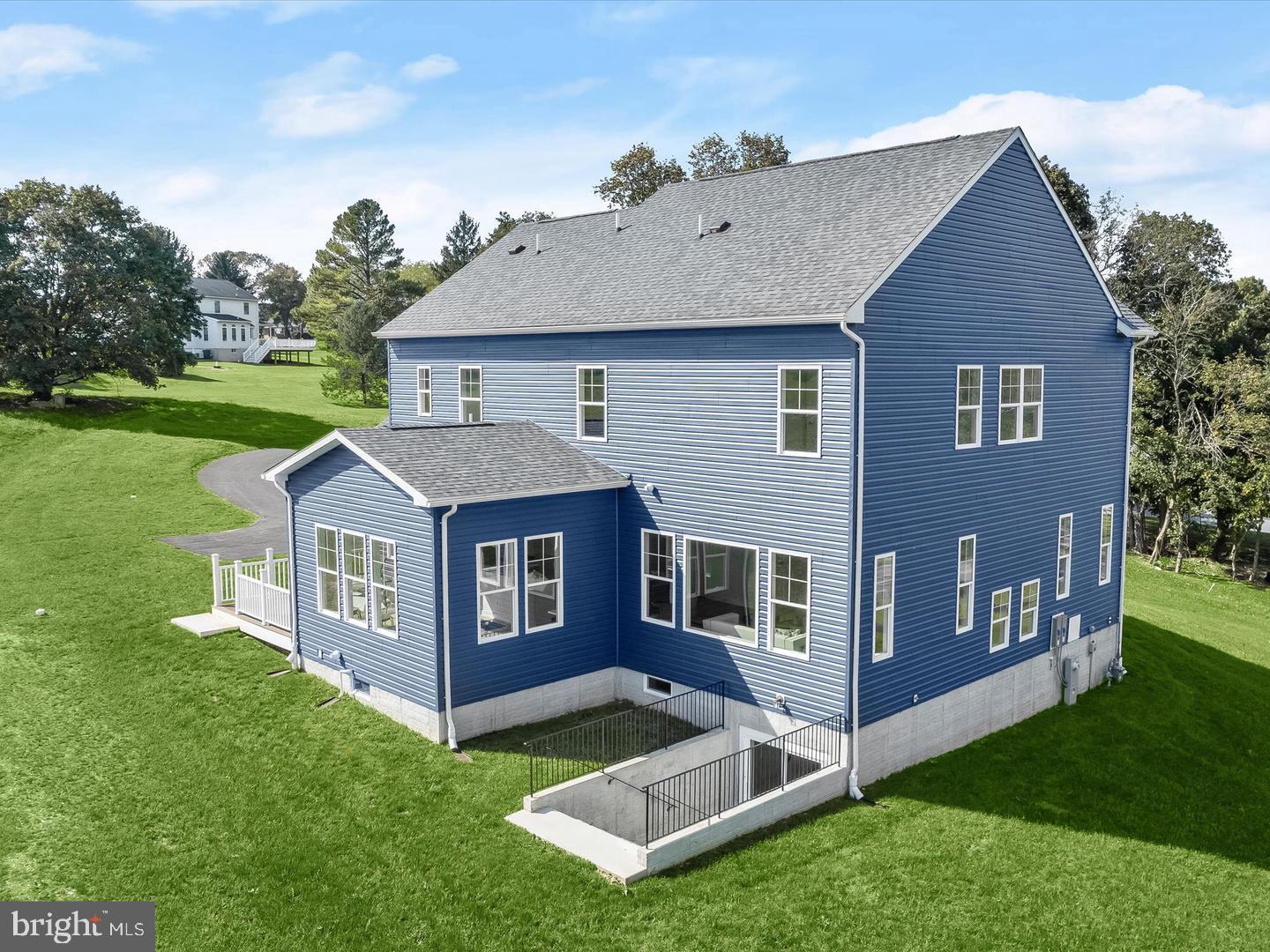 WALNUT RIDGE - Residential