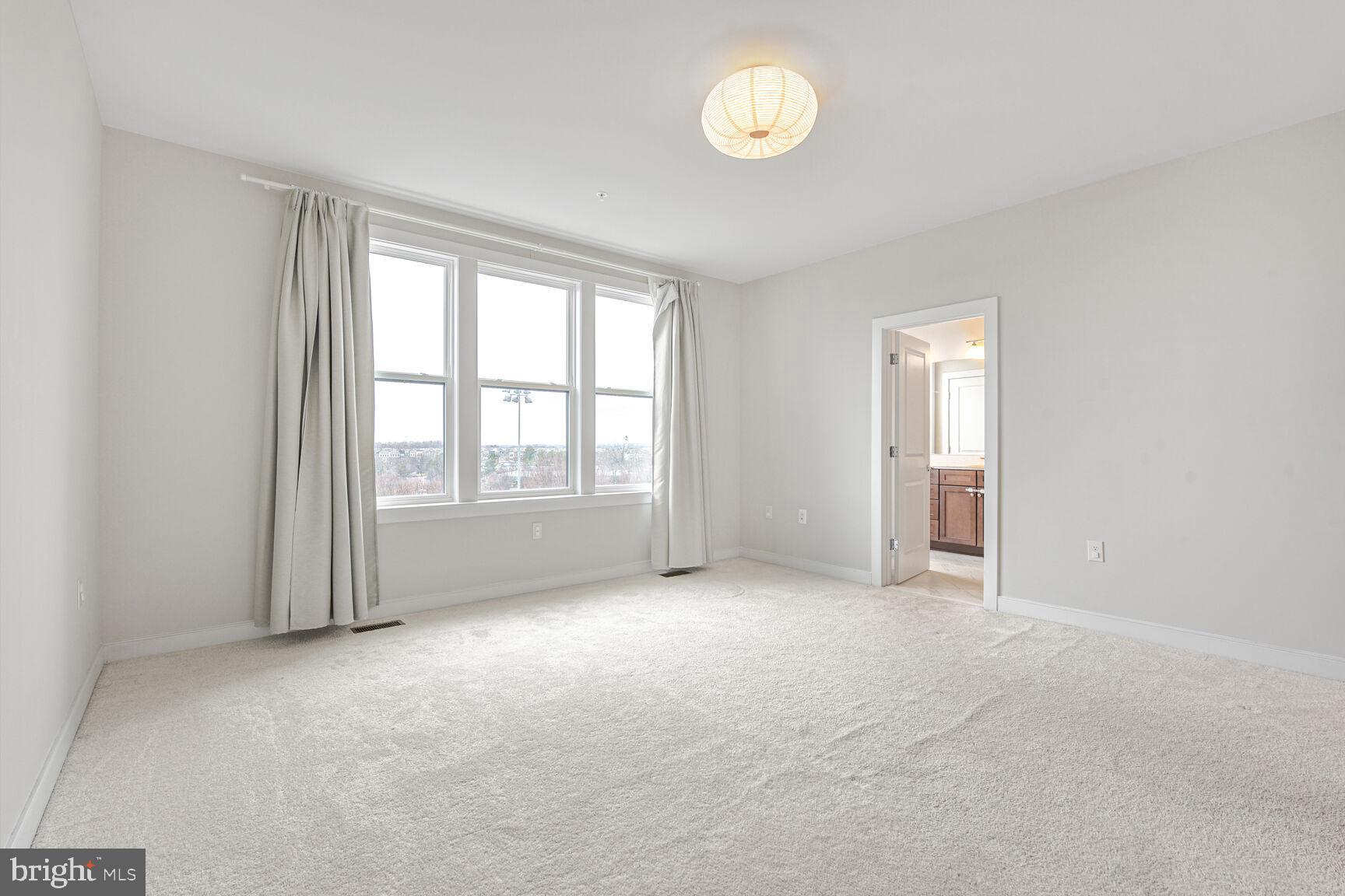 METROPARK AT ARROWBROOK - Residential Lease