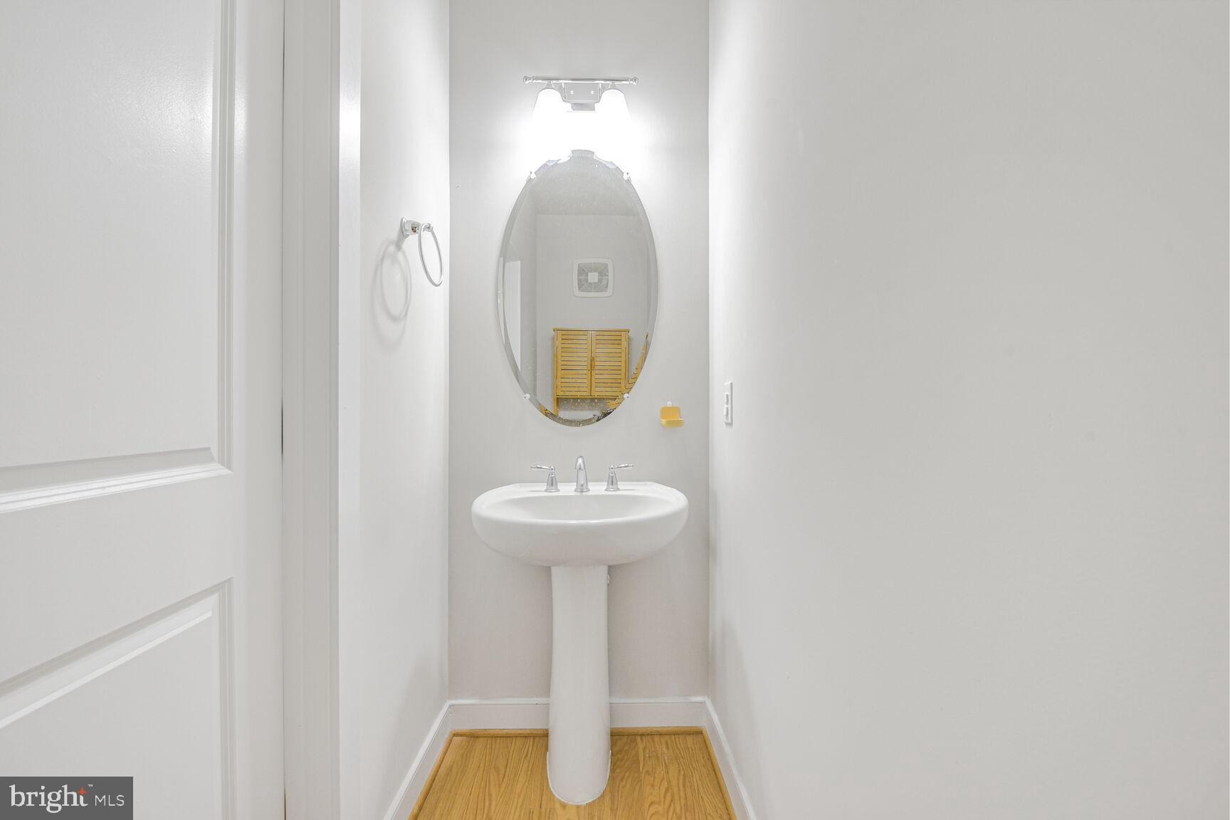 METROPARK AT ARROWBROOK - Residential Lease