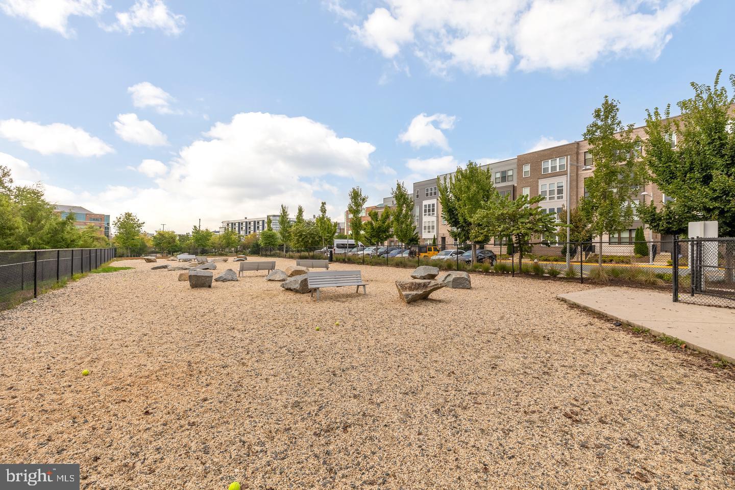 METROPARK AT ARROWBROOK - Residential Lease