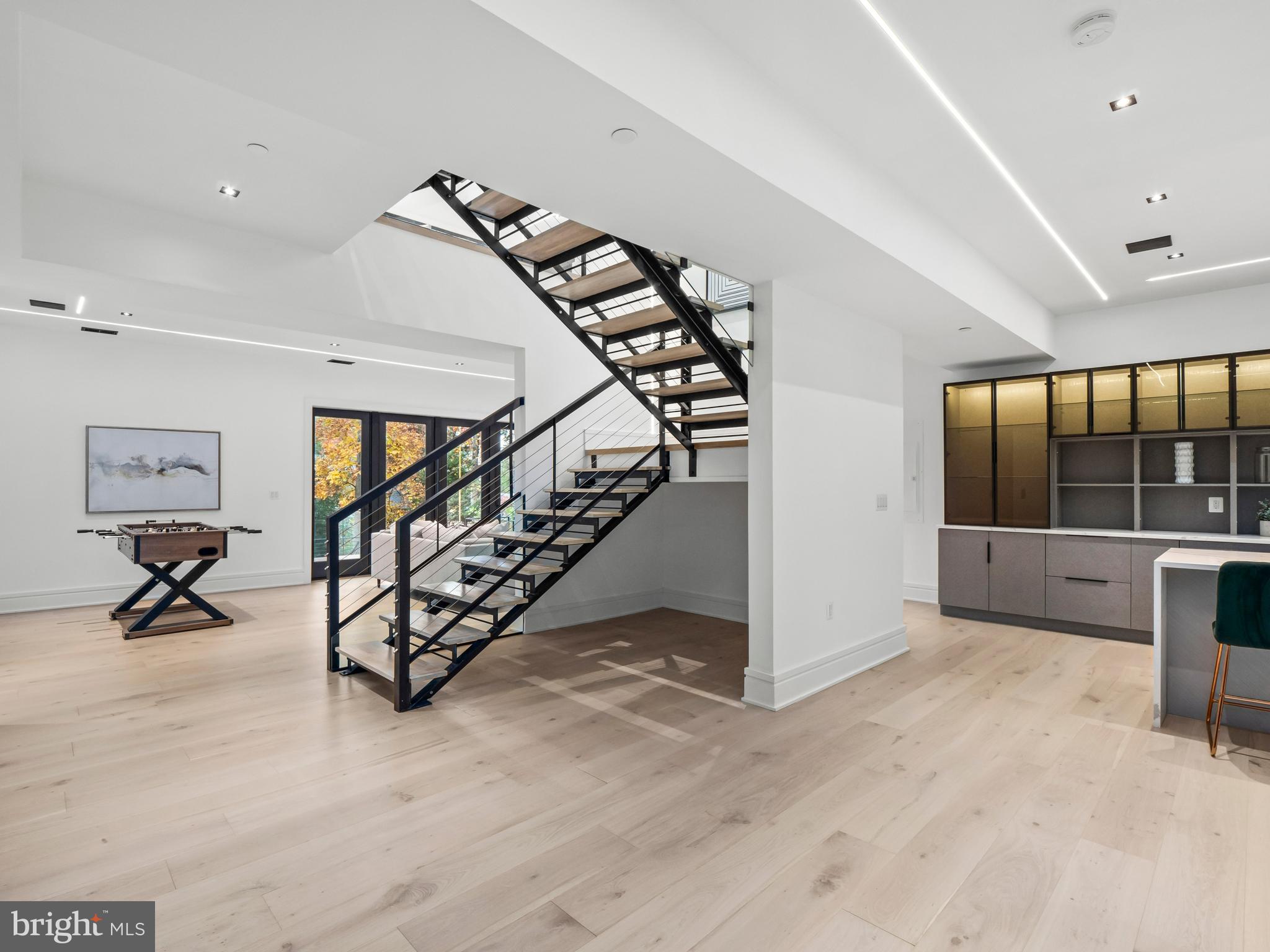 FAIRWAY HILLS - Residential