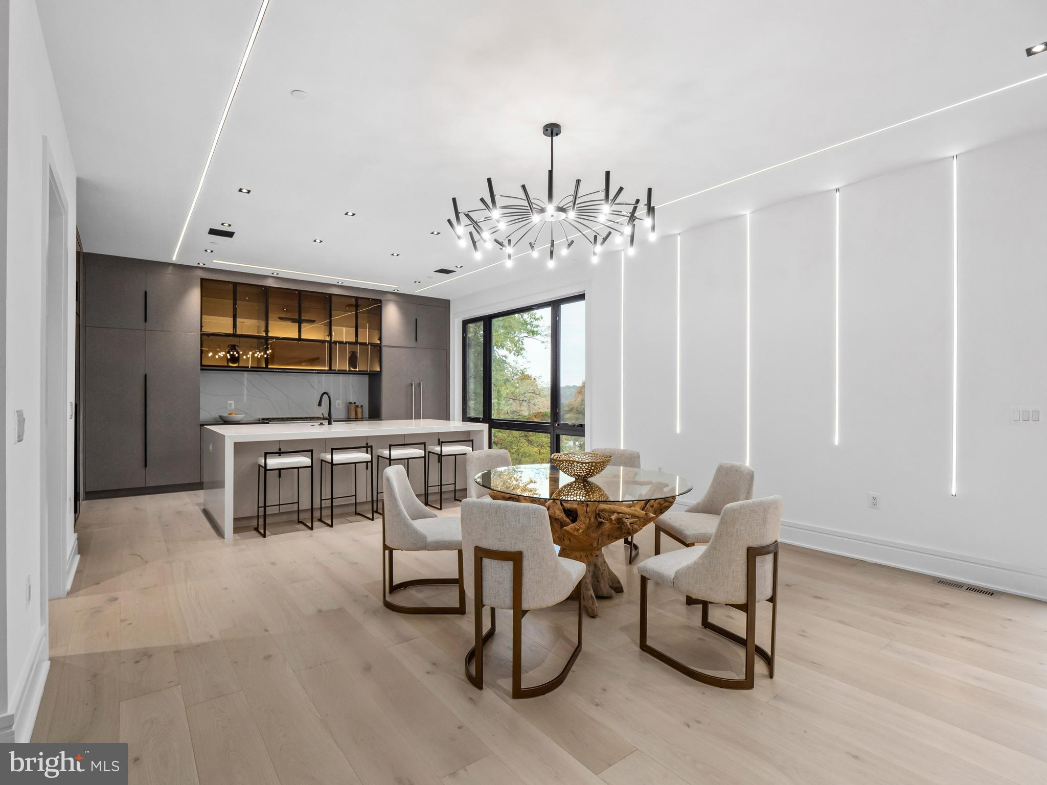 FAIRWAY HILLS - Residential