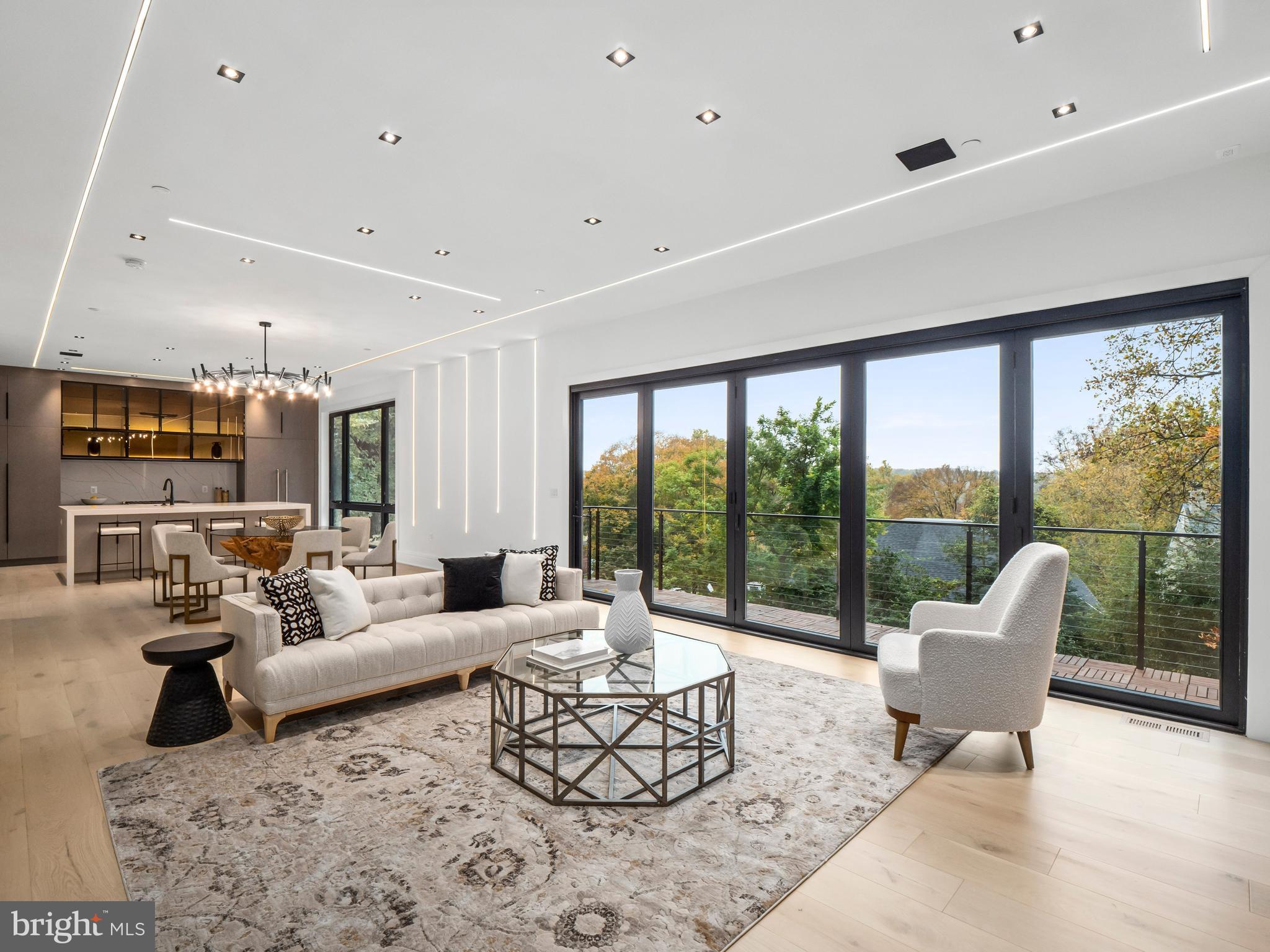 FAIRWAY HILLS - Residential