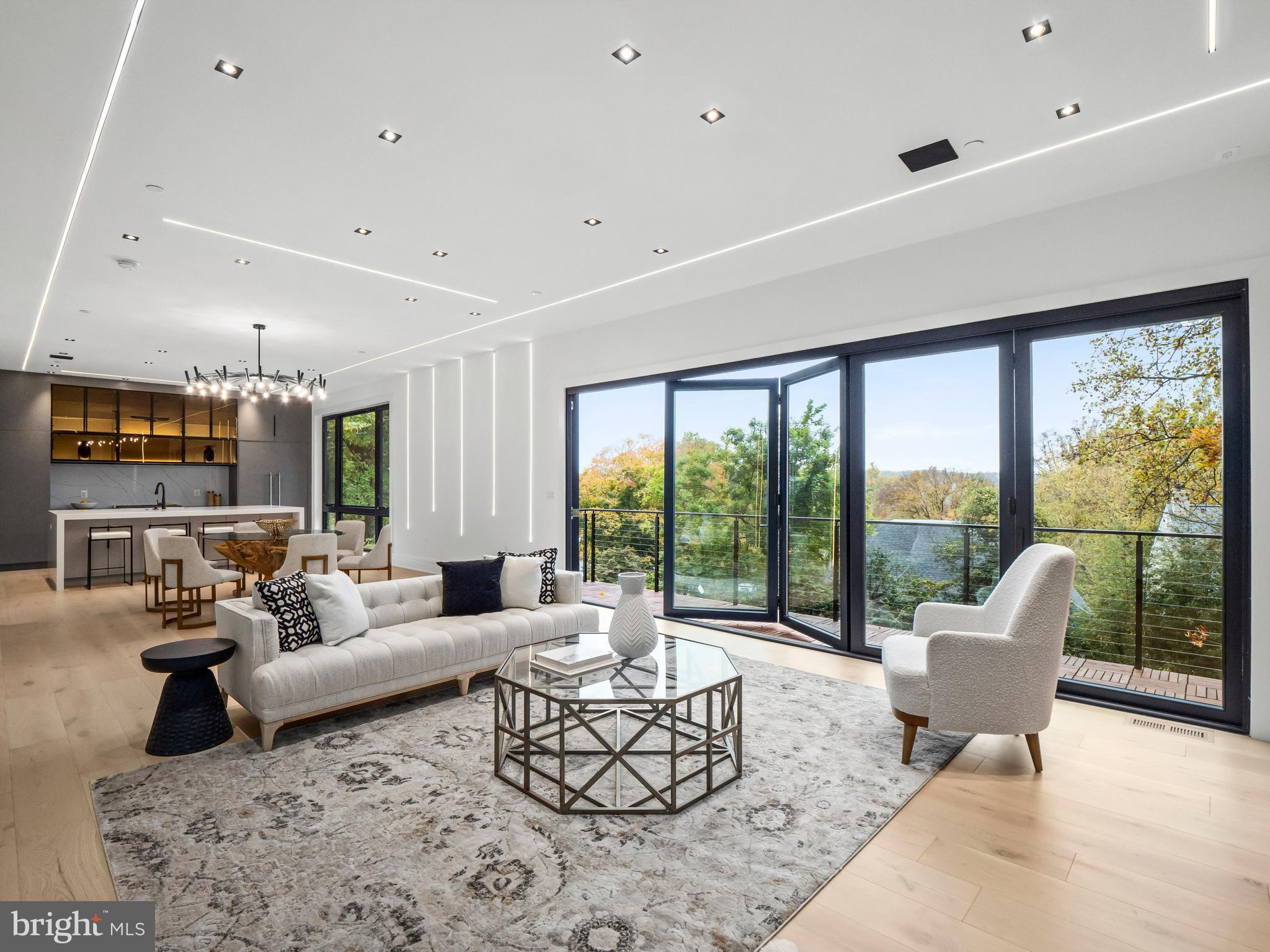FAIRWAY HILLS - Residential