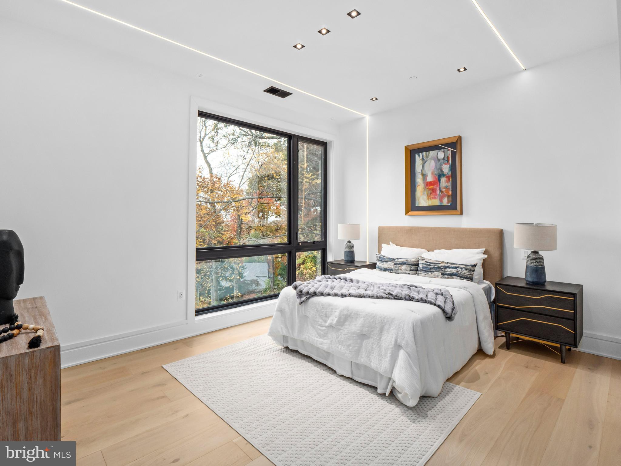 FAIRWAY HILLS - Residential
