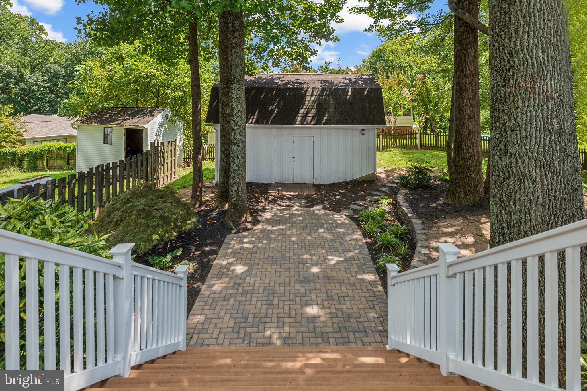 APPLE GREENE - Residential