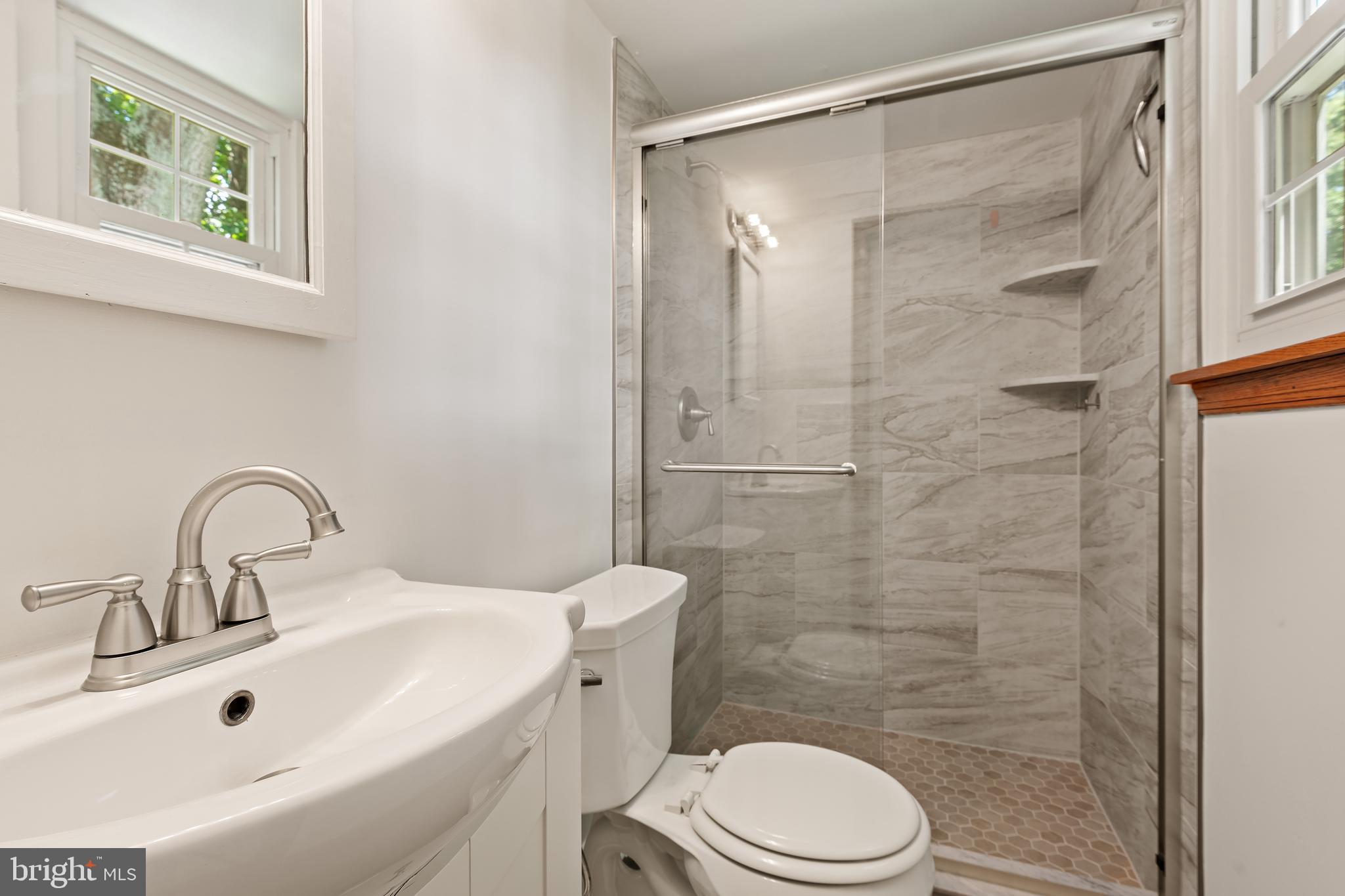 APPLE GREENE - Residential