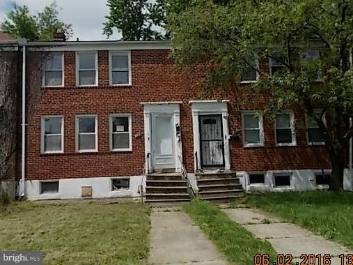 Investor Alert! Property currently set up as 2 units, each unit with 2 bedrooms and 1 bath. Property is being sold "as is".  Purchaser to verify real estate taxes/HOA/zoning/ground rent - seller will not redeem ground rent.  Purchaser to verify zoning with Baltimore City.  EMD, if offer is accepted, to be payable to buyer's title company.
