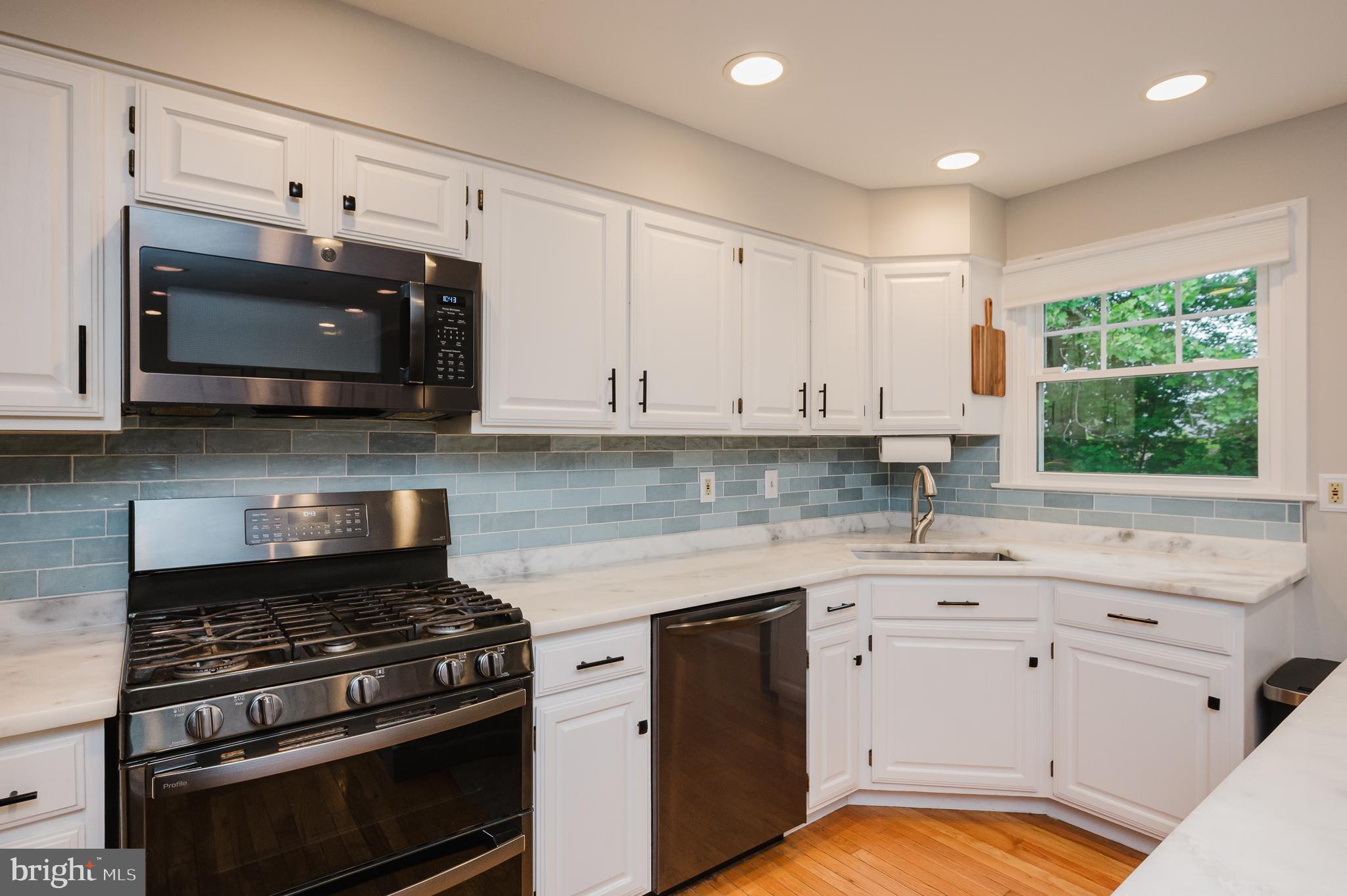 BROOKHURST - Residential