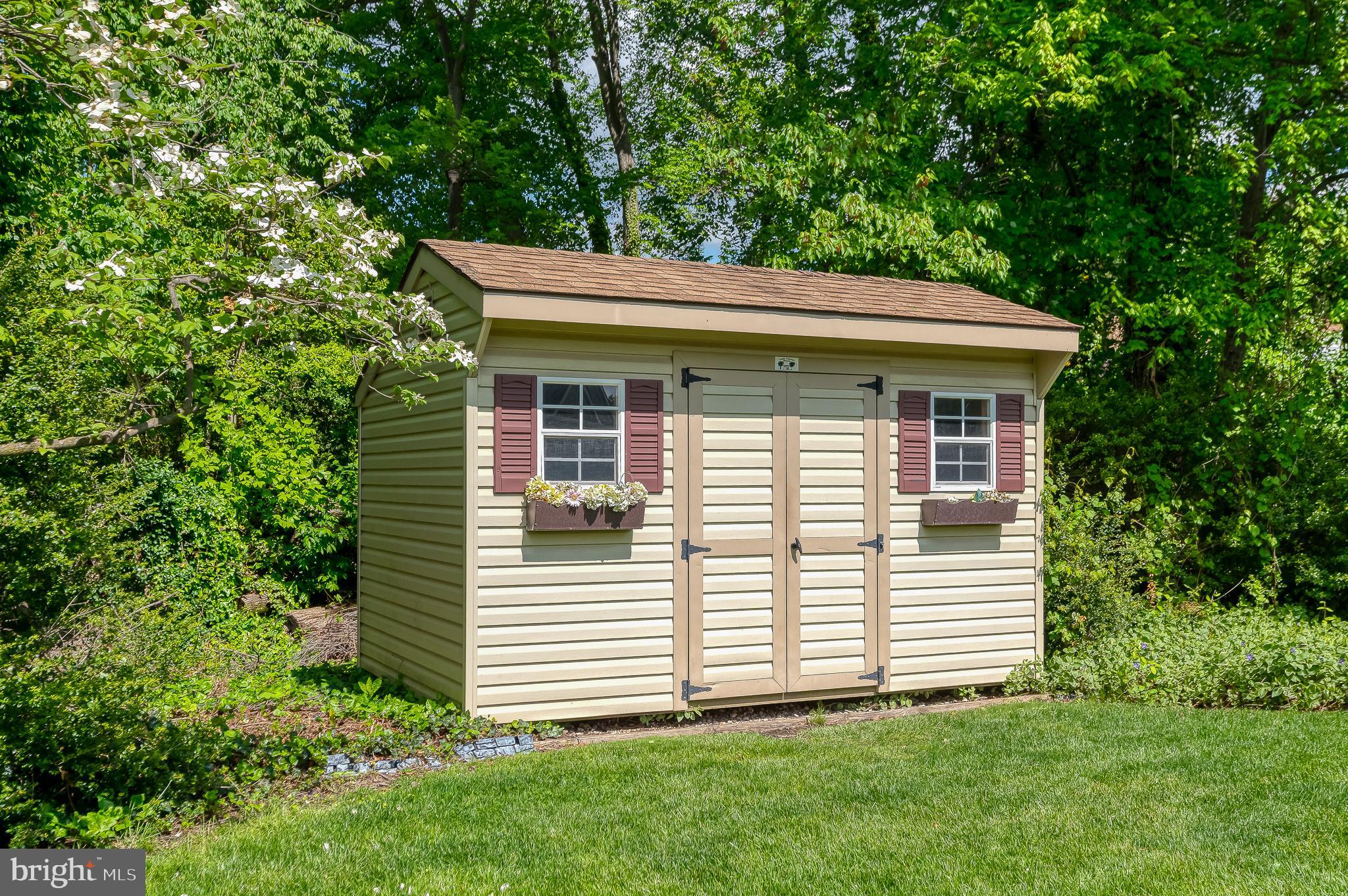 BROOKHURST - Residential