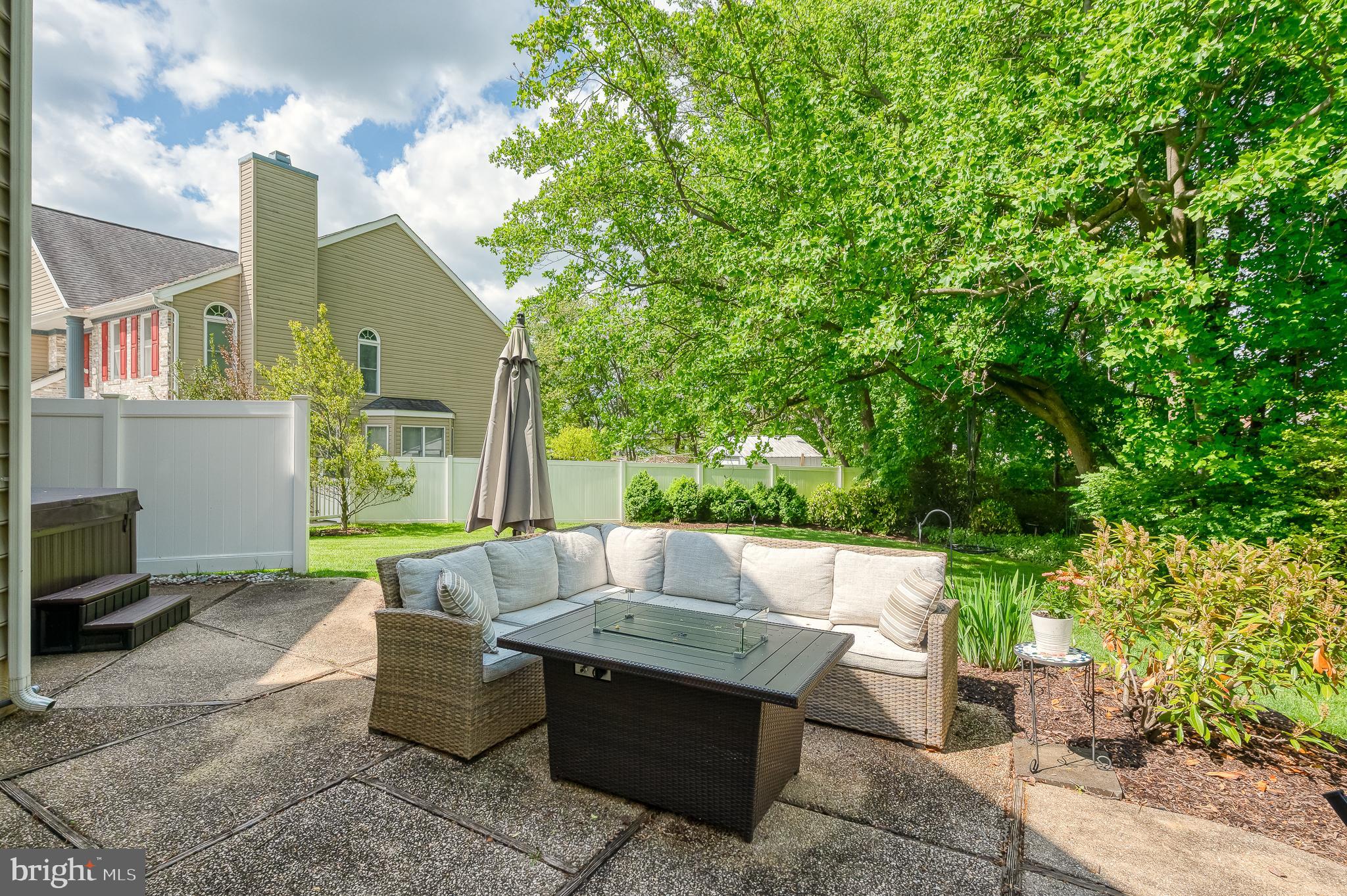 BROOKHURST - Residential