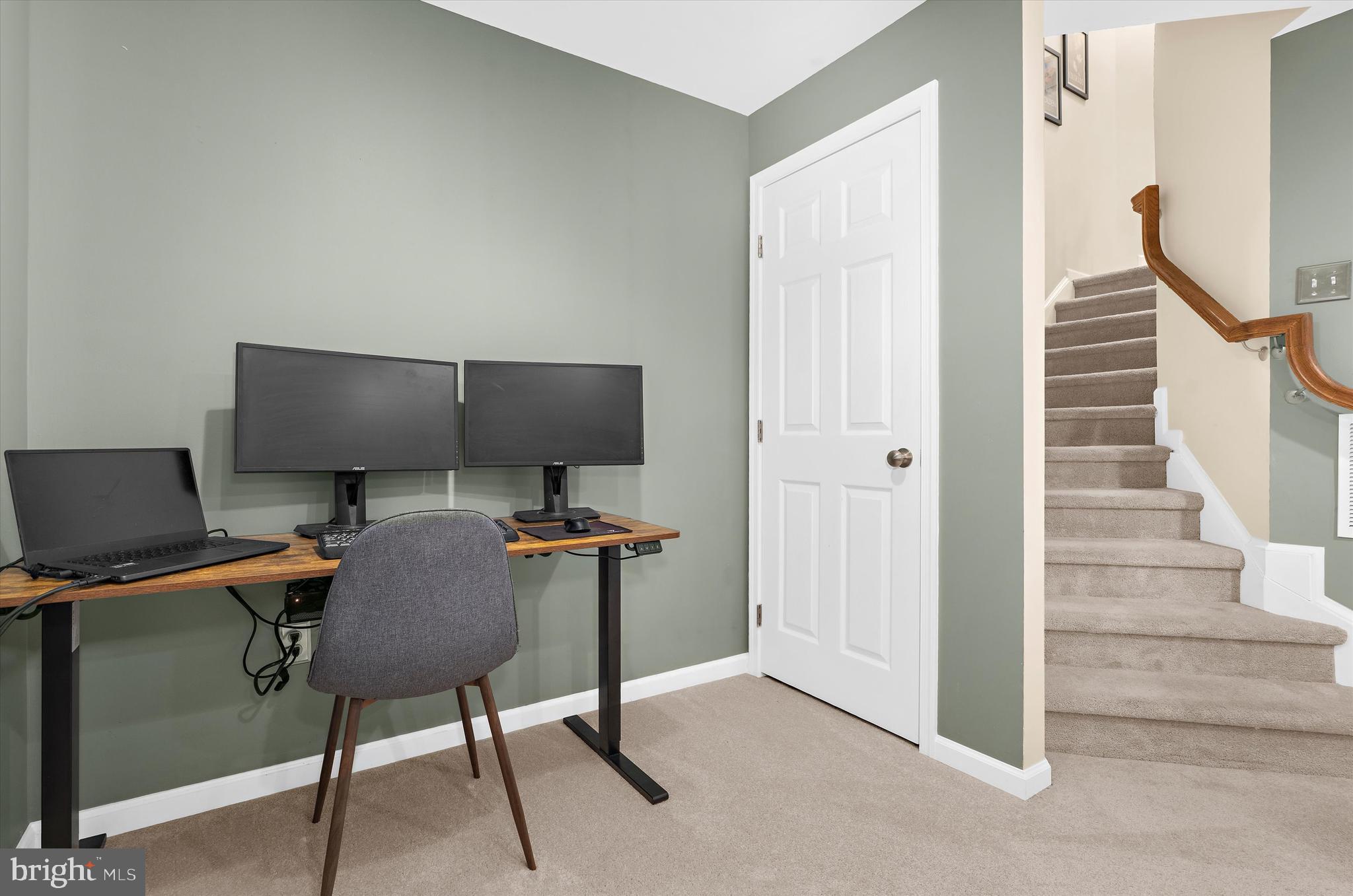 EASTON - Residential