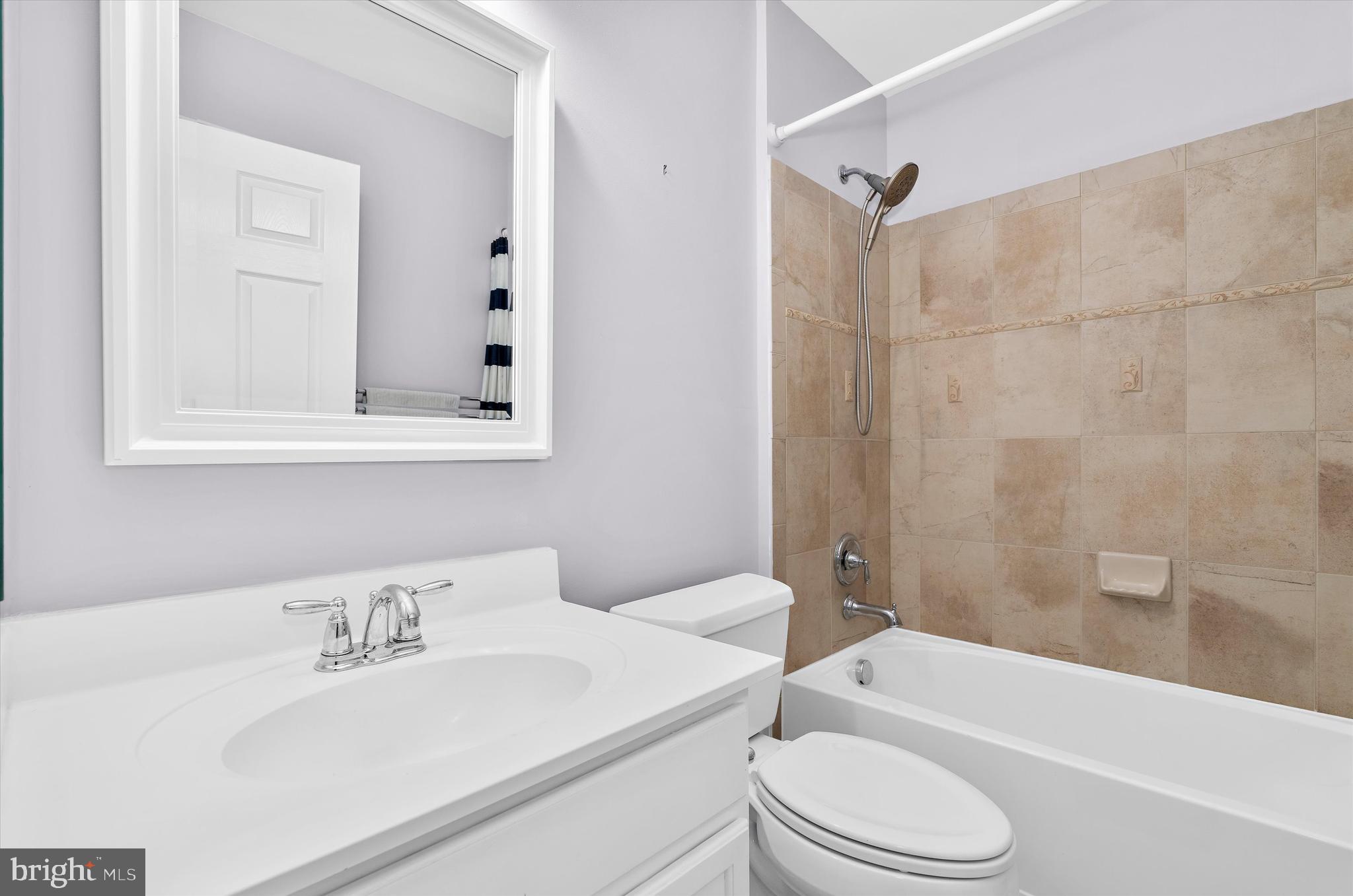 EASTON - Residential