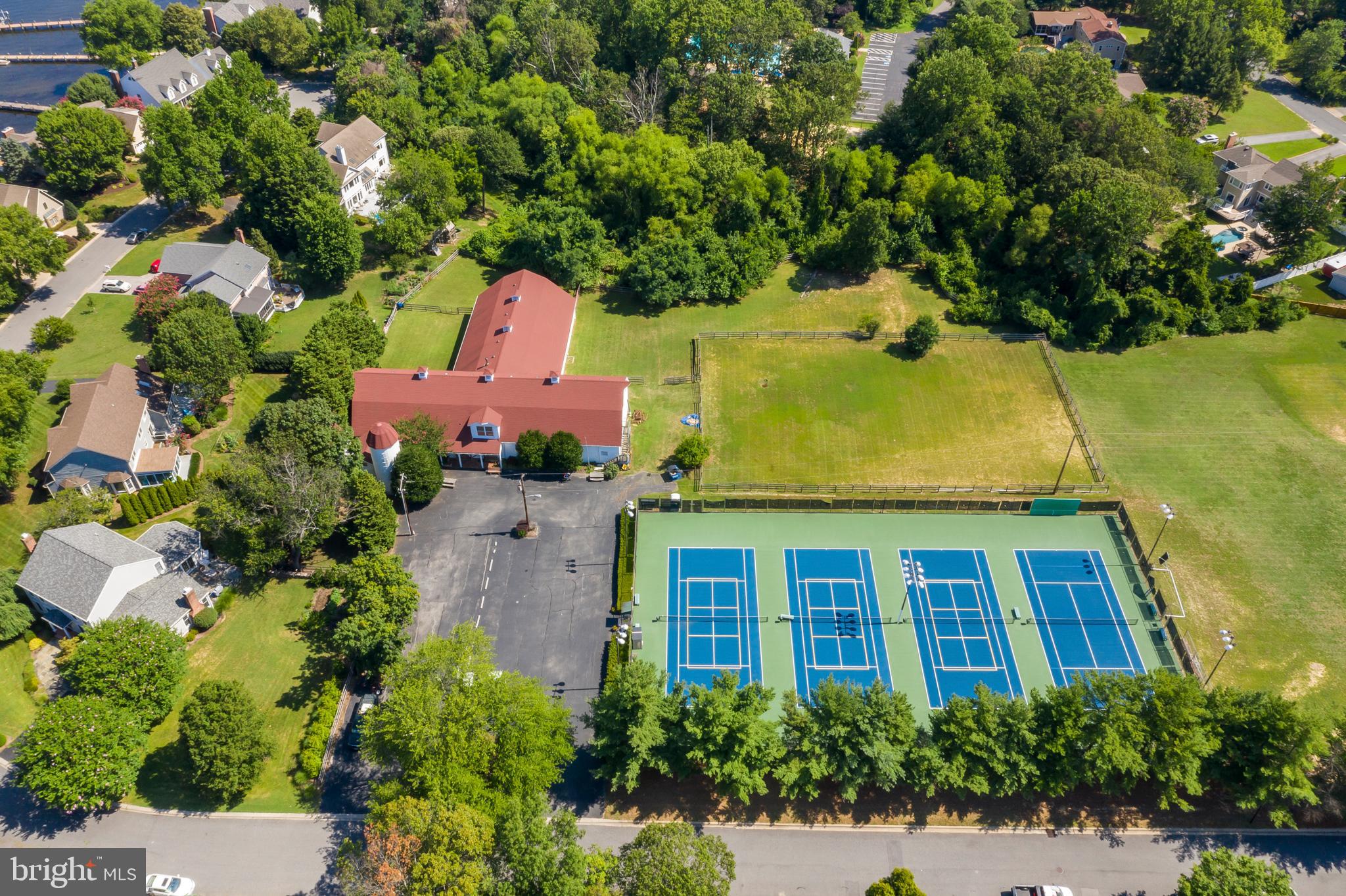 ULMSTEAD POINT - Residential