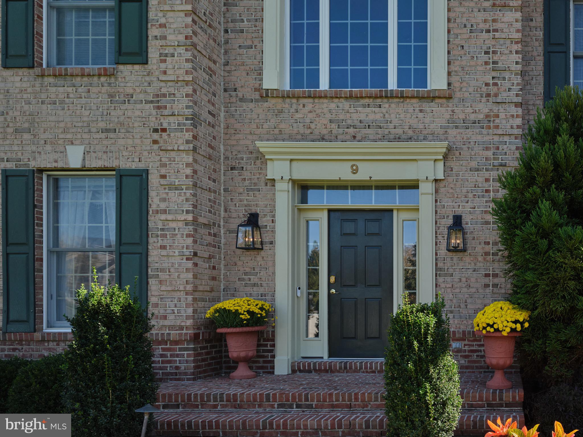 PICKERING CHASE - Residential