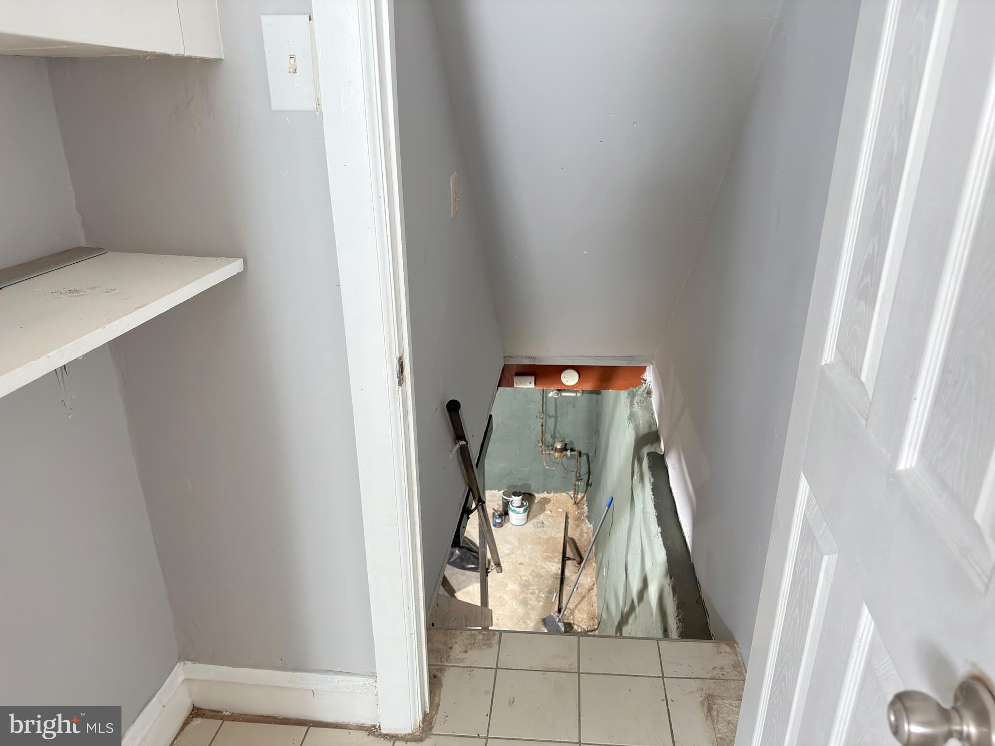 SHARON HILL - Residential Lease